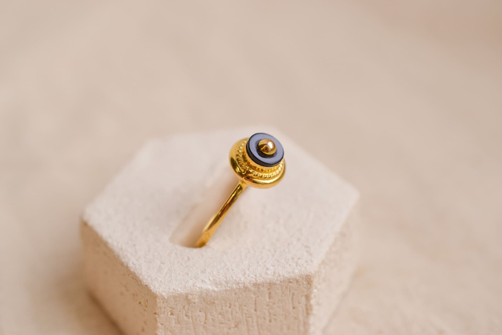 Bague Onyx décor torsadé
