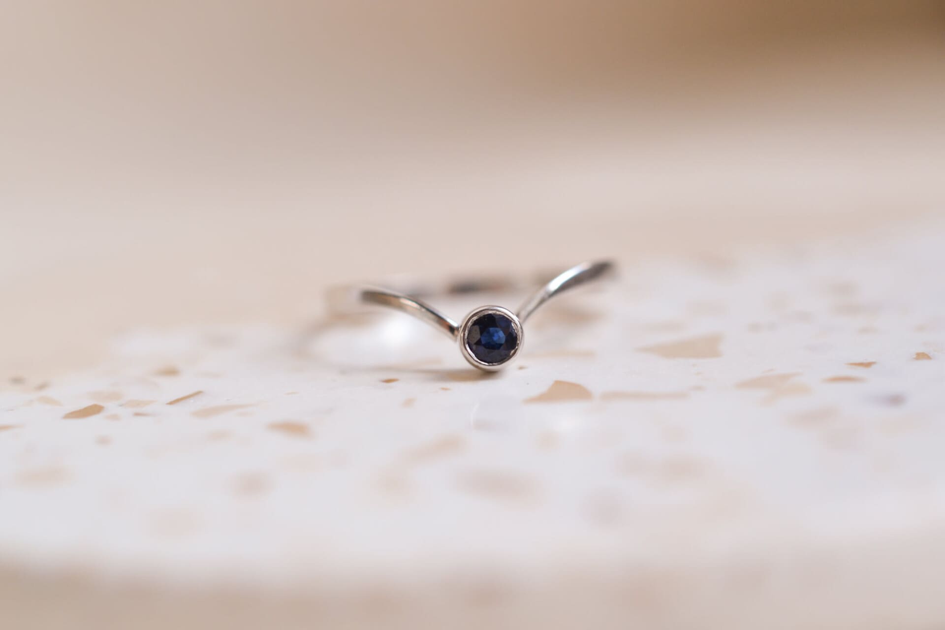 Bague Solitaire pierre bleue