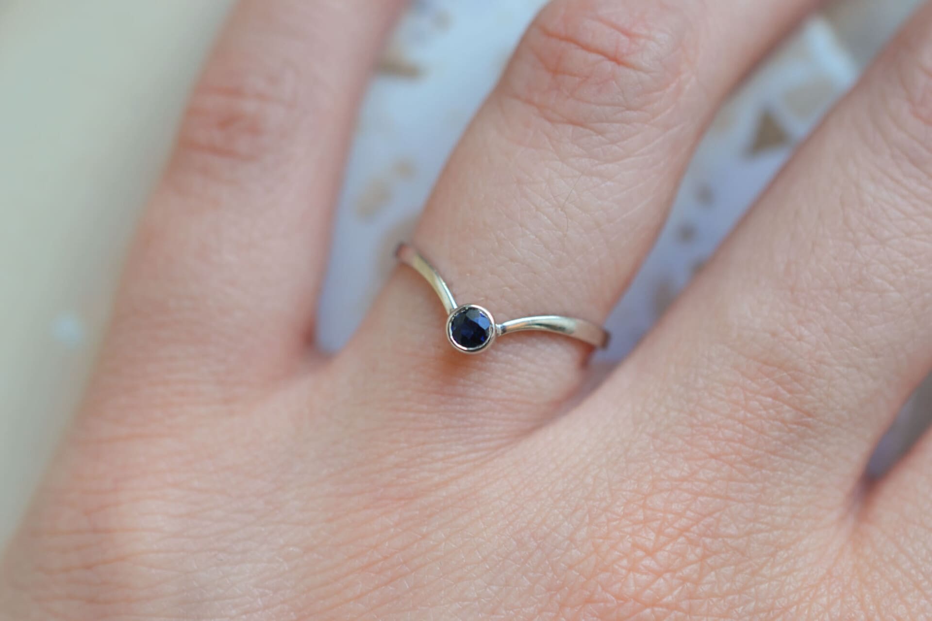 Bague Solitaire pierre bleue