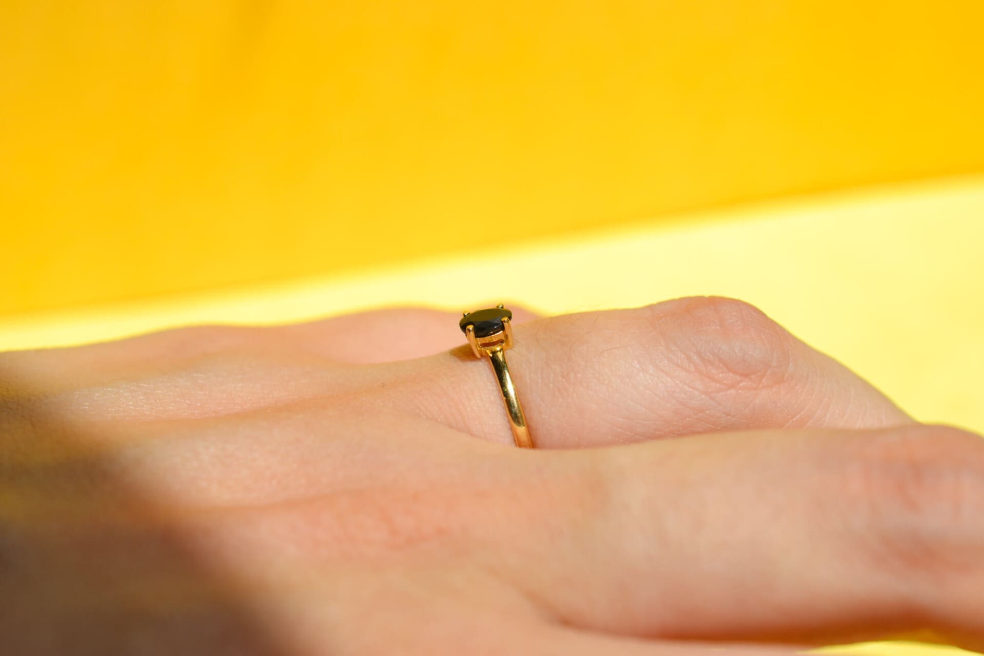 Bague Solitaire pierre bleue