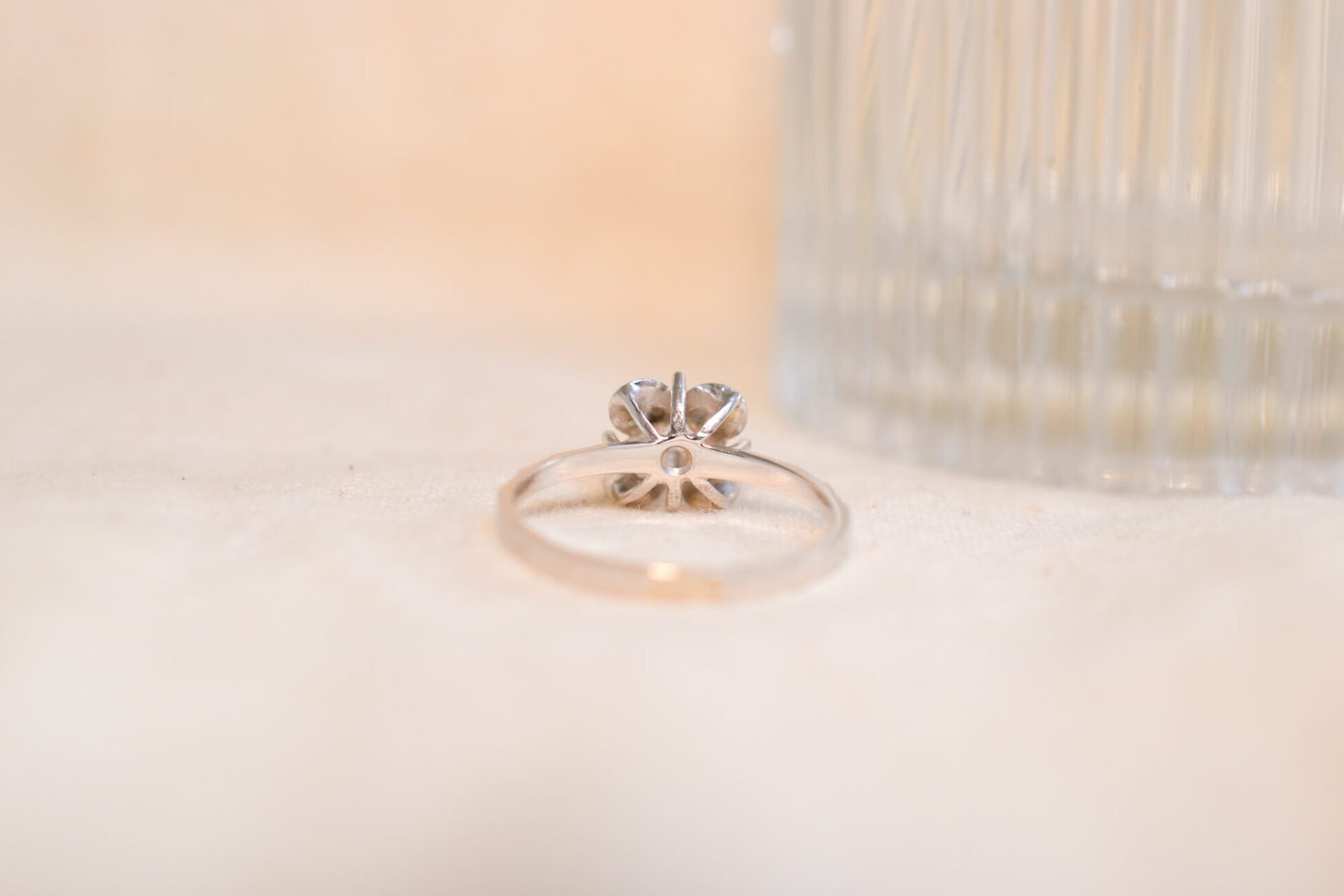 Bague Solitaire fleur Oxyde