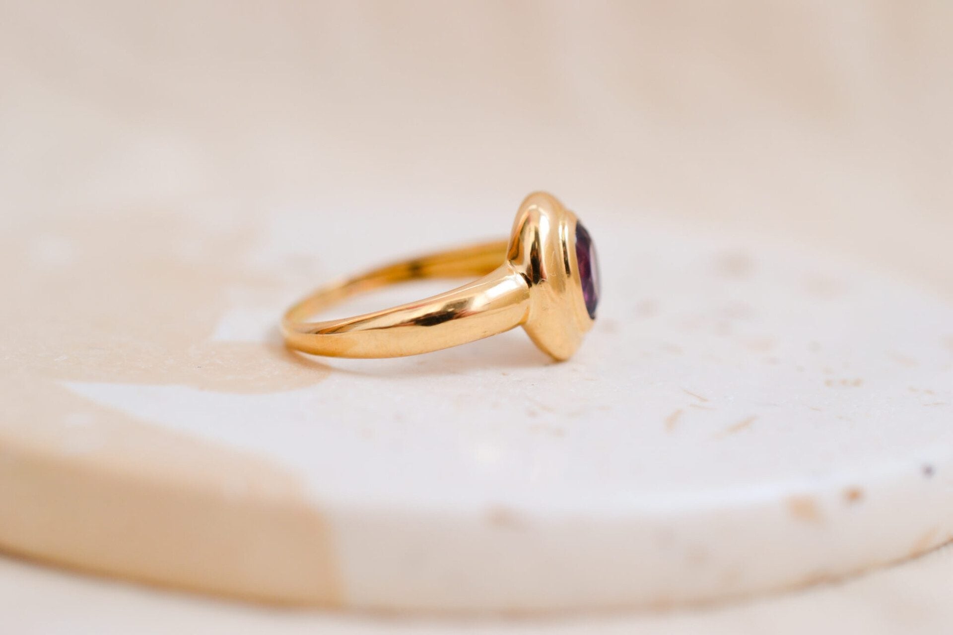 Bague Améthyste sertie clos