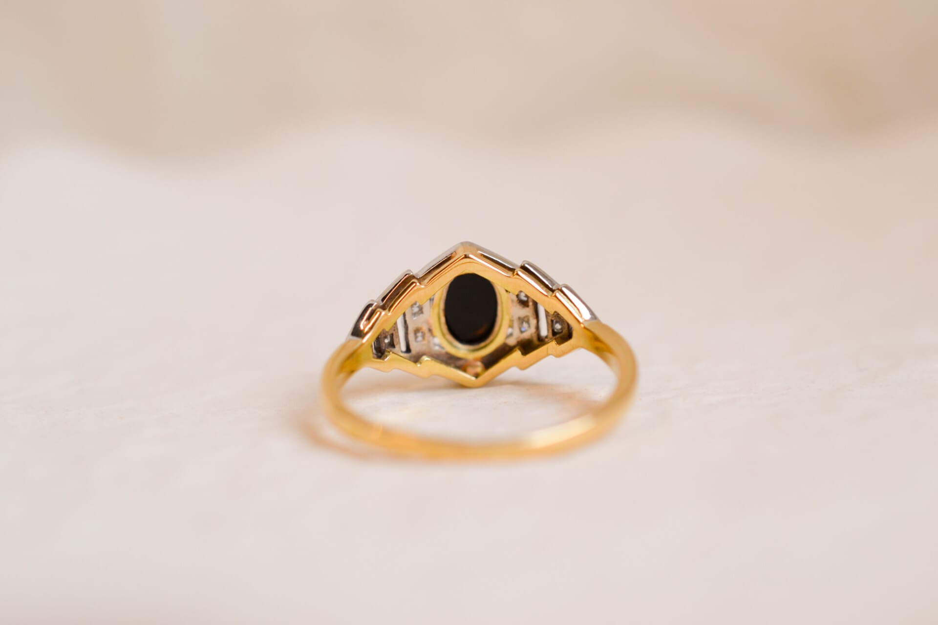 Bague hexagonale 2 Ors Onyx et Diamants