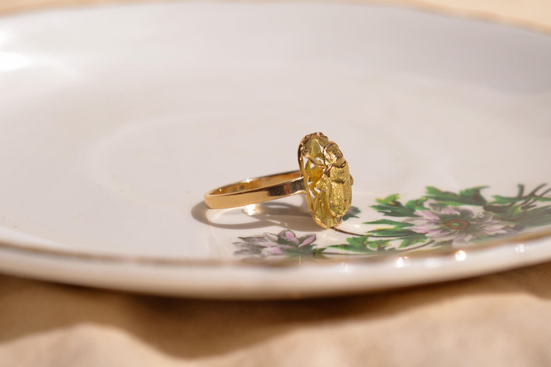 Bague Or jaune scarabée égyptien