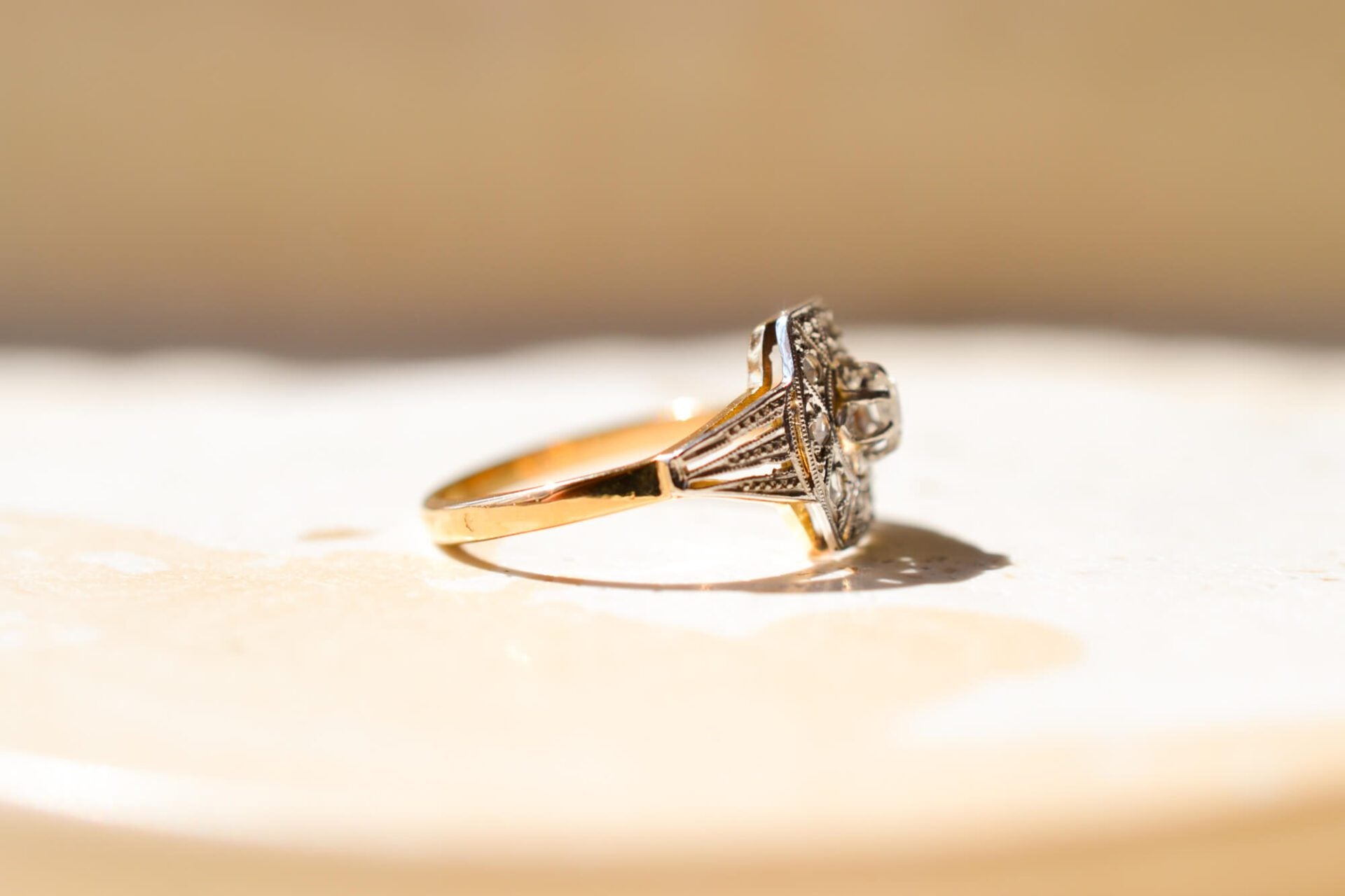 Bague Art Déco géométrique Diamants