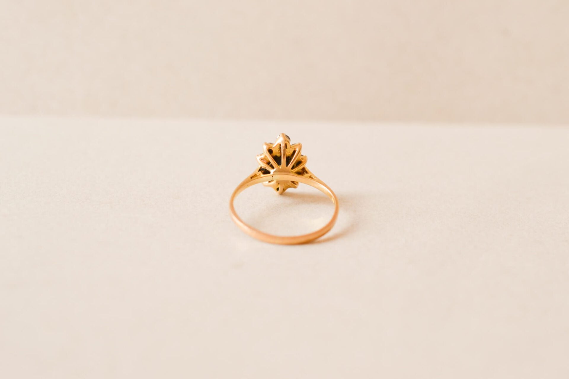 Bague Marguerite Or Jaune Saphir