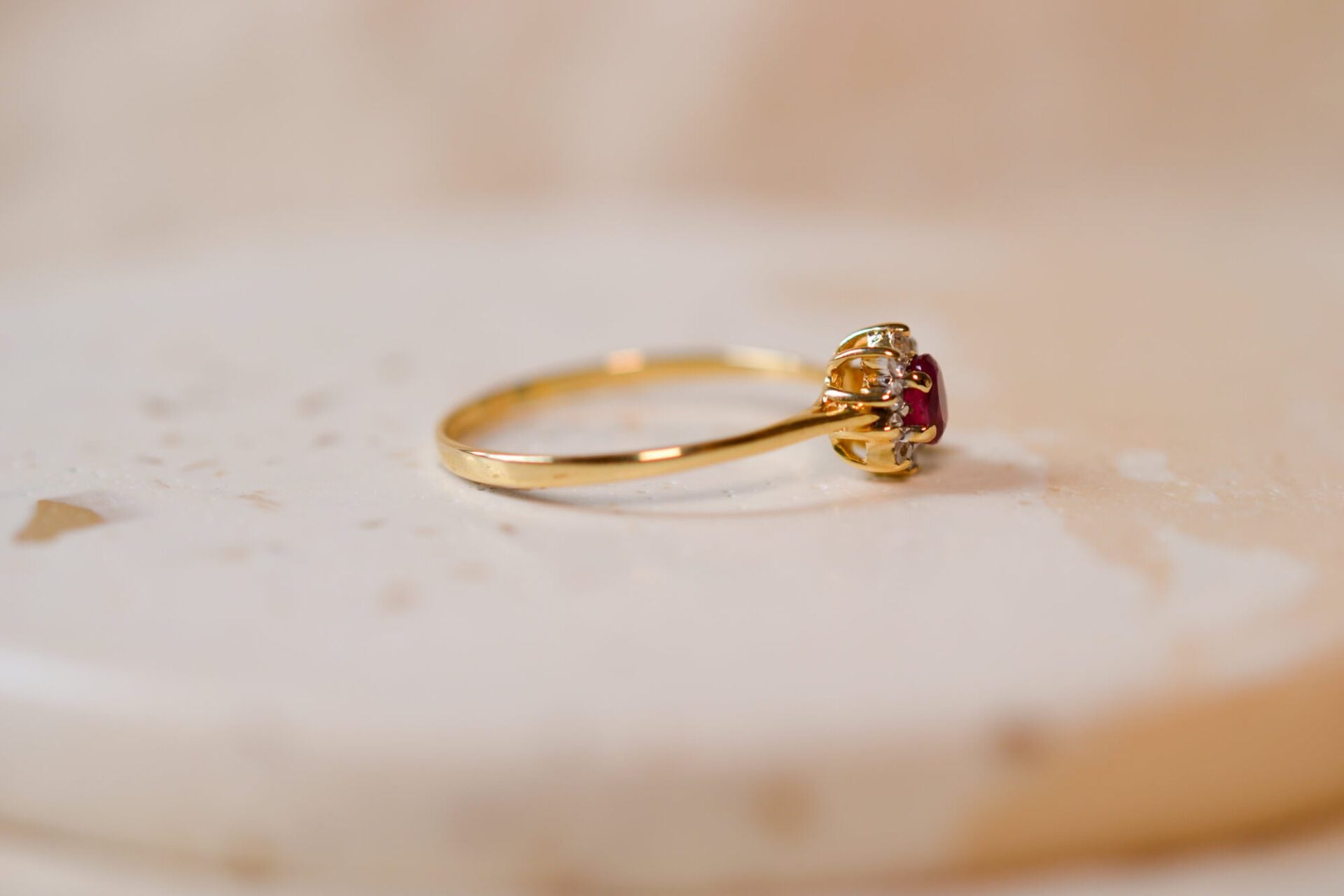 Bague Marguerite Rubis et Diamants