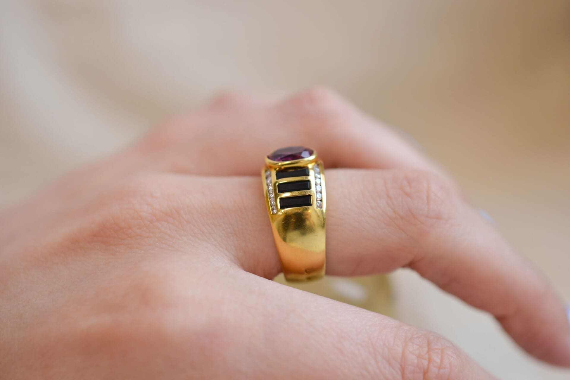 Bague bandeau Tourmaline, Onyx et Diamants