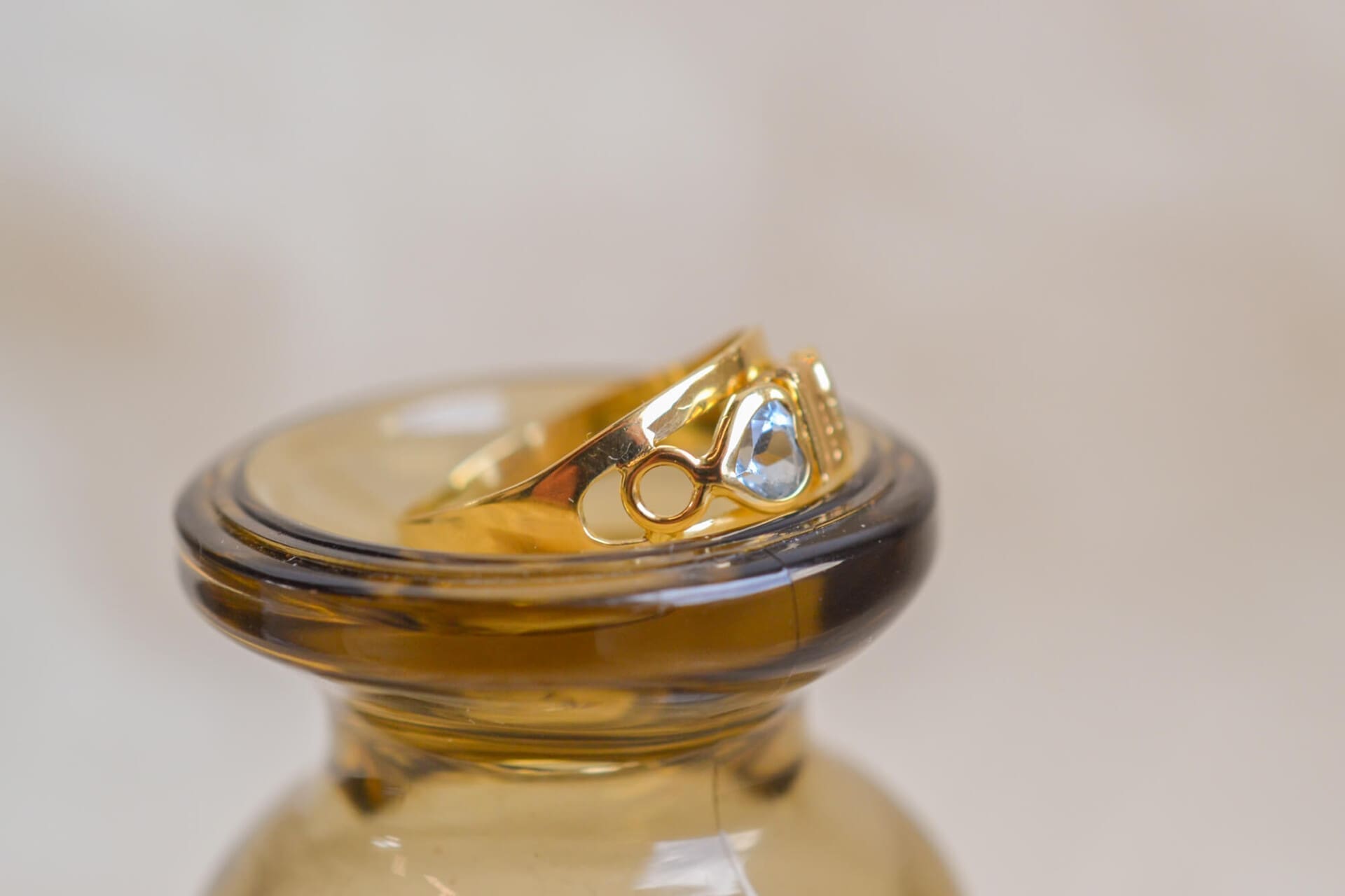 Bague bandeau ajourée Oxydes bleus