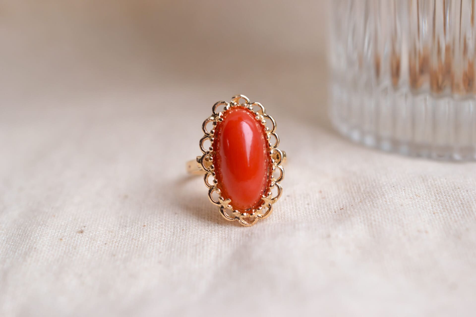 Bague cabochon Corail oval