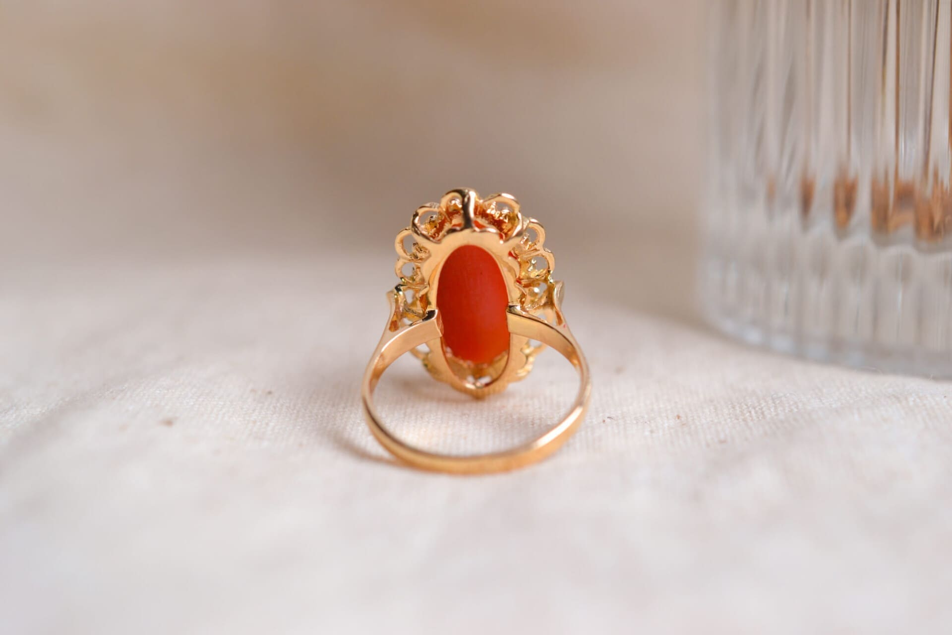 Bague cabochon Corail oval