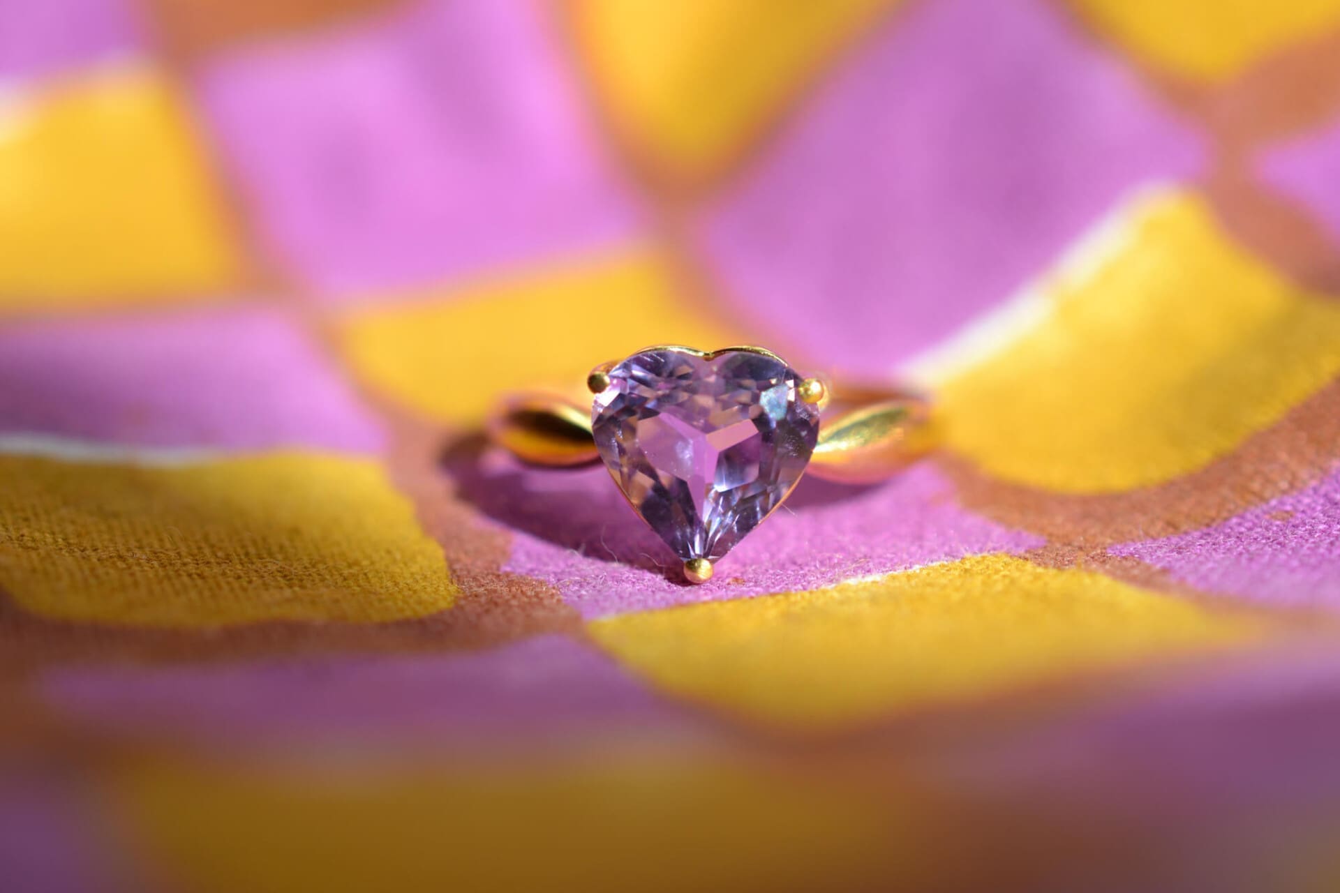 Bague coeur pierre violette