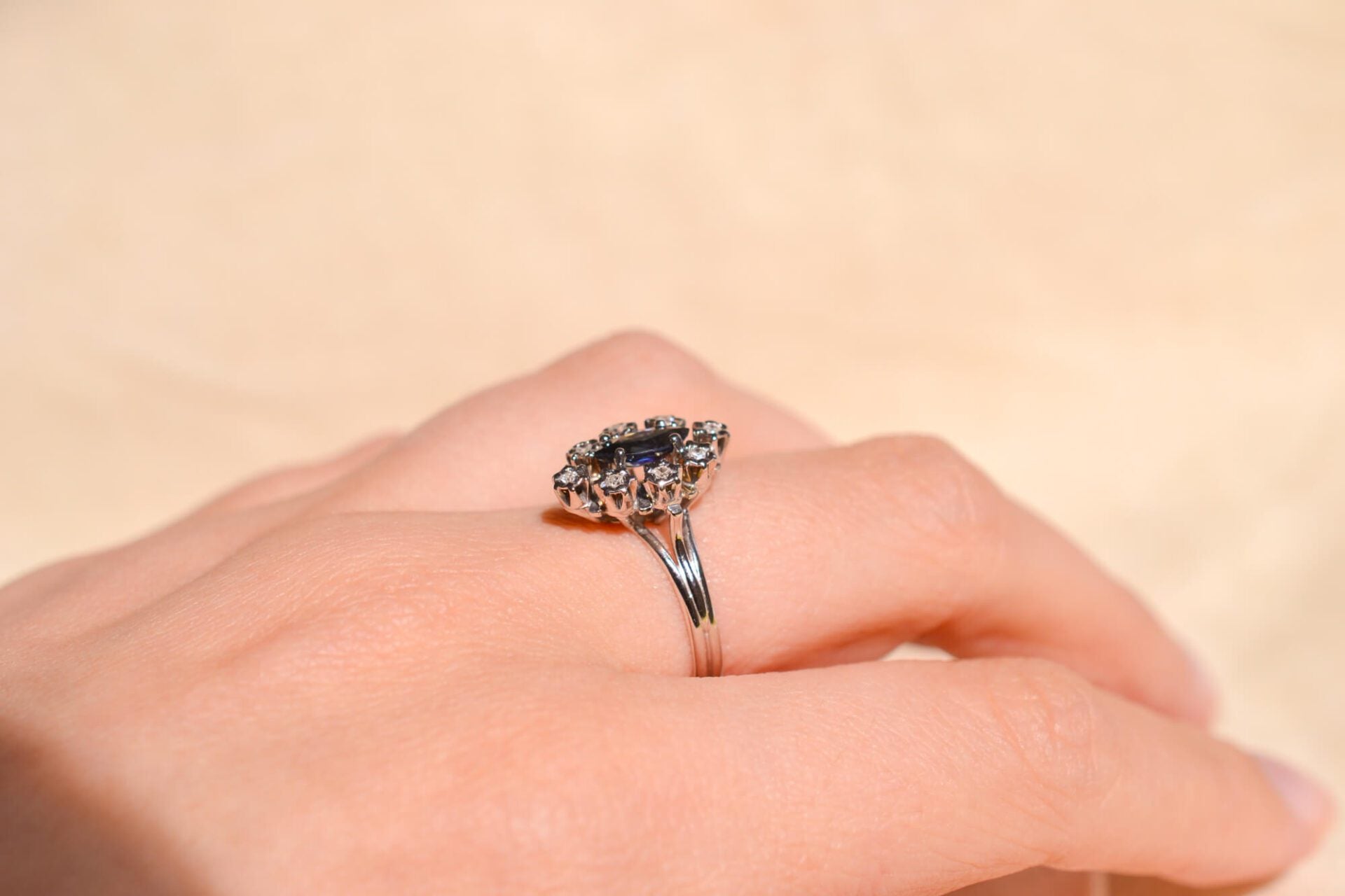 Bague Navette Saphir Diamants