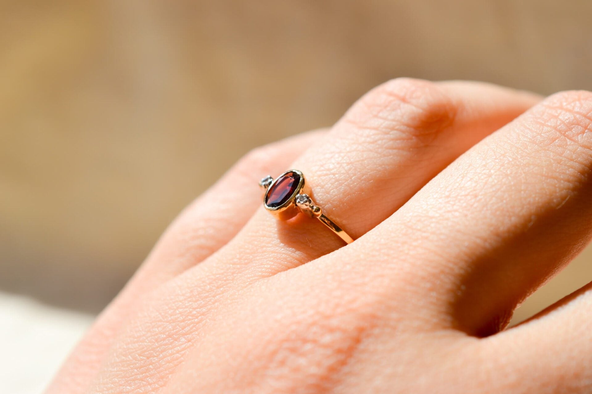 Bague Grenat Almandin épaulé Diamants