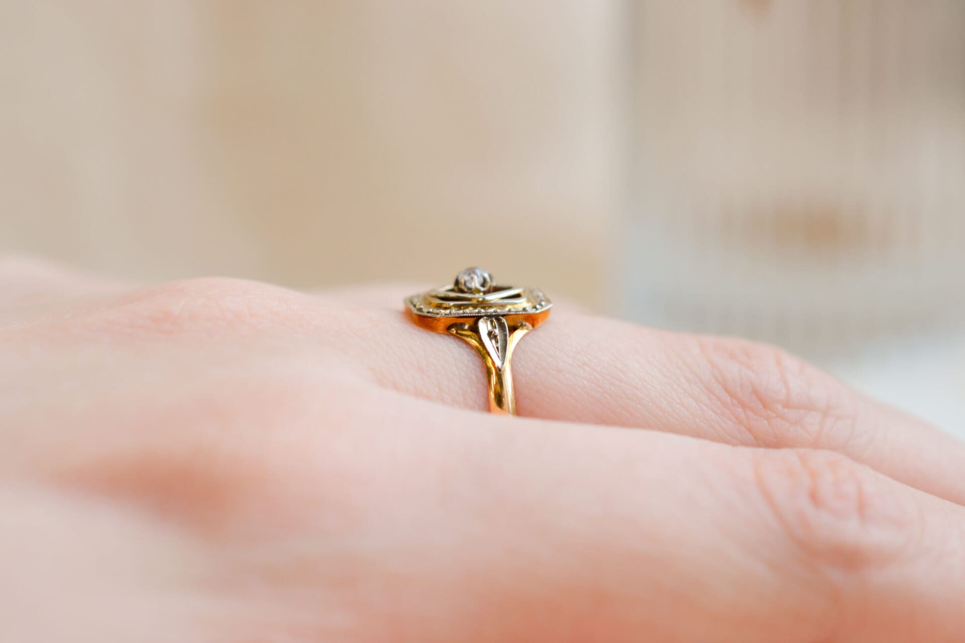 Bague Art Déco 2 Ors ajourée Oxyde