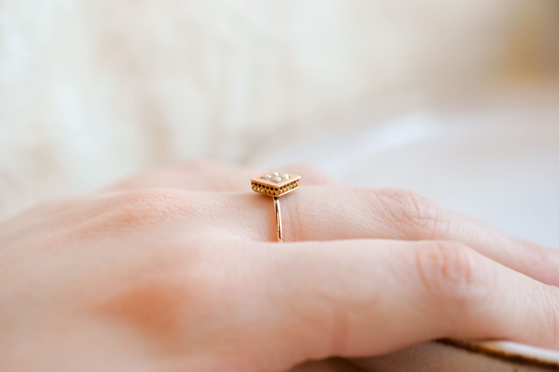 Bague losange 4 demi-perles