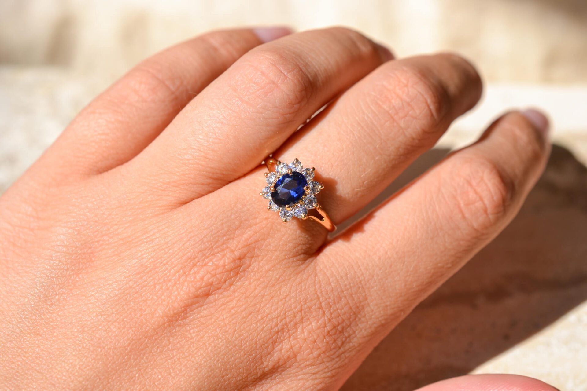 Bague Marguerite Saphir de synthèse