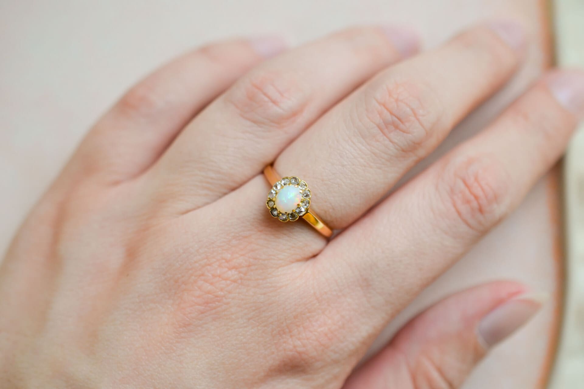 Bague fleur Opale et Diamants