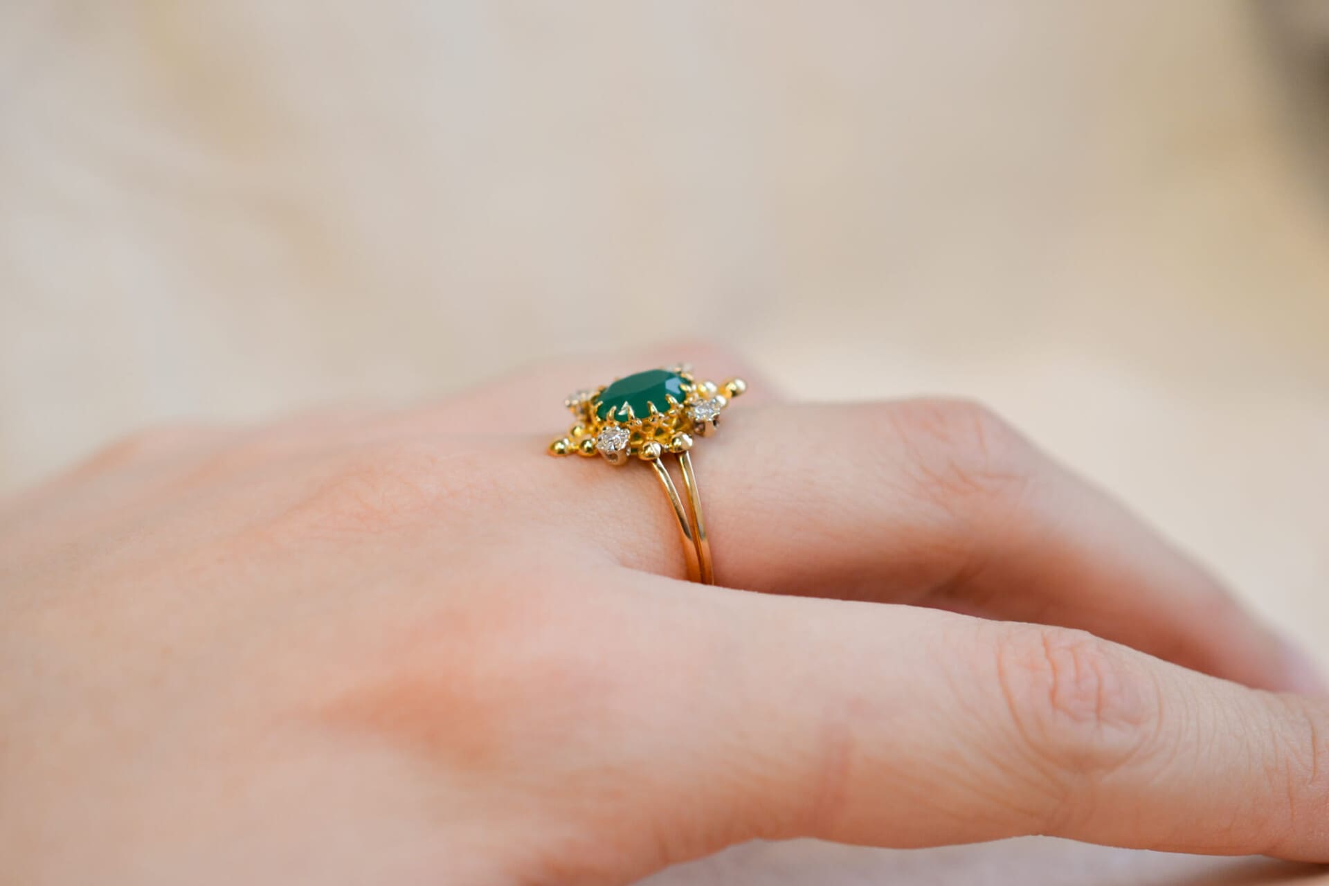 Bague diadème étoilé Calcédoine et Diamants