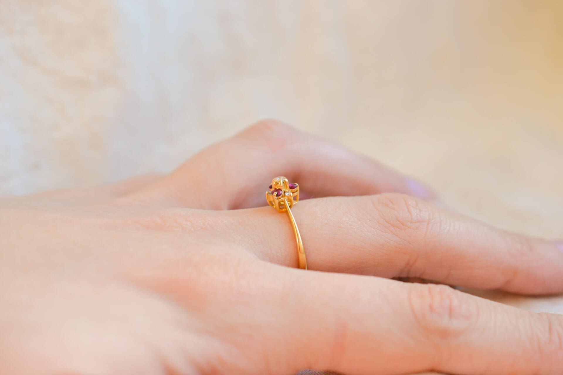 Bague fleur Rubis et Diamants