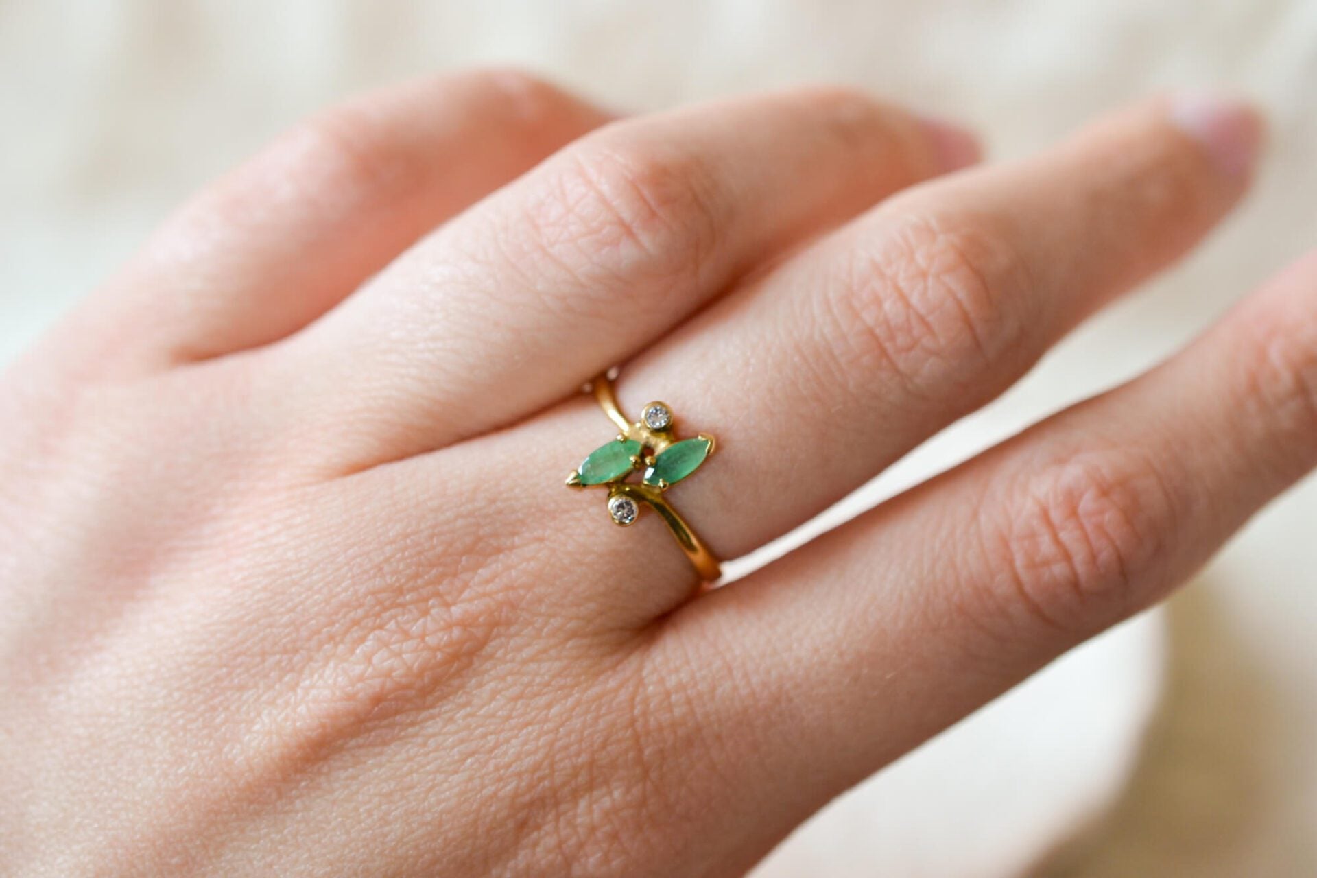 Bague papillon Emeraudes et Diamants