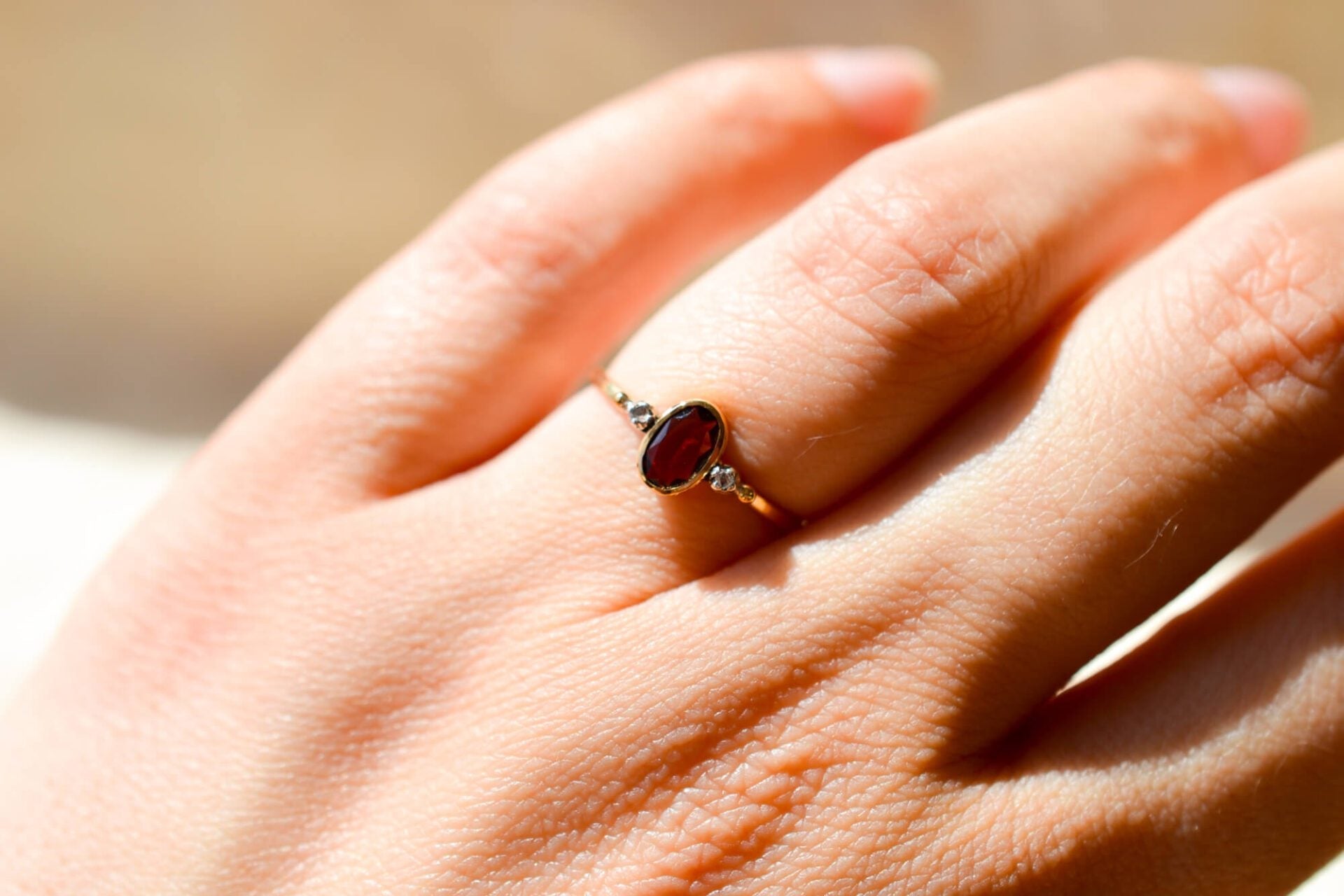 Bague Grenat Almandin épaulé Diamants