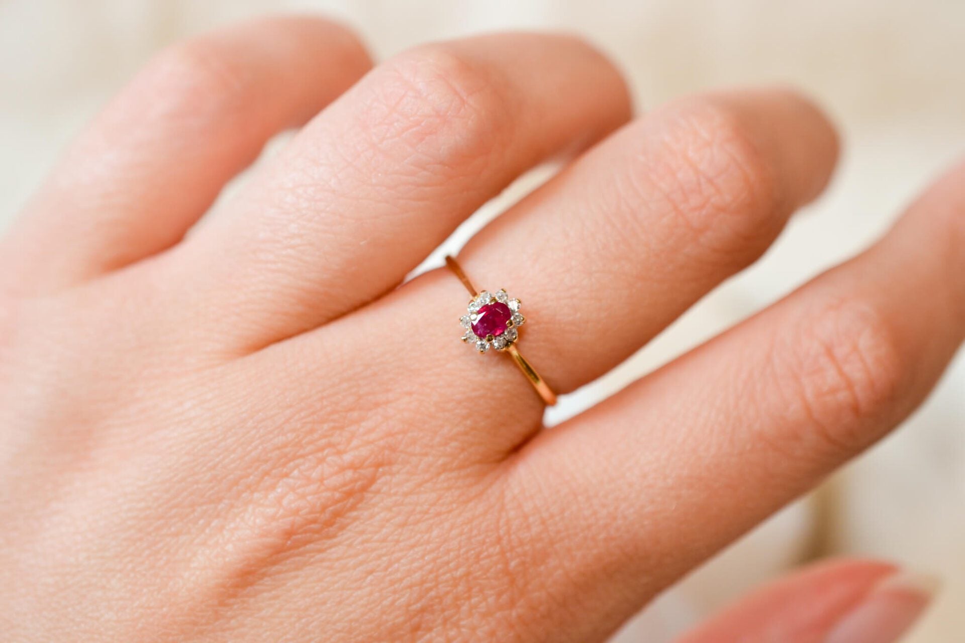 Bague Marguerite Rubis et Diamants