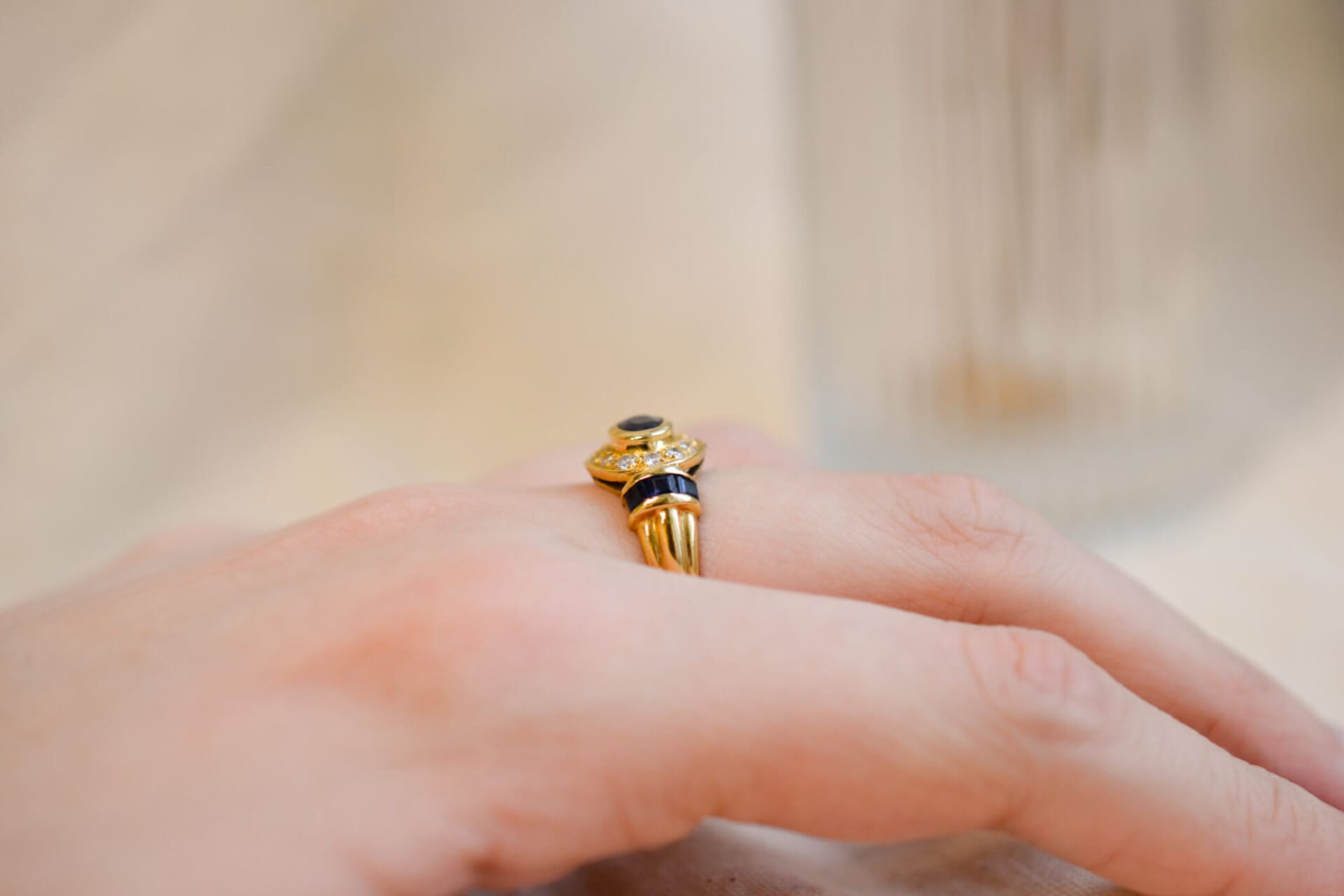 Bague ovale Saphirs et Diamants