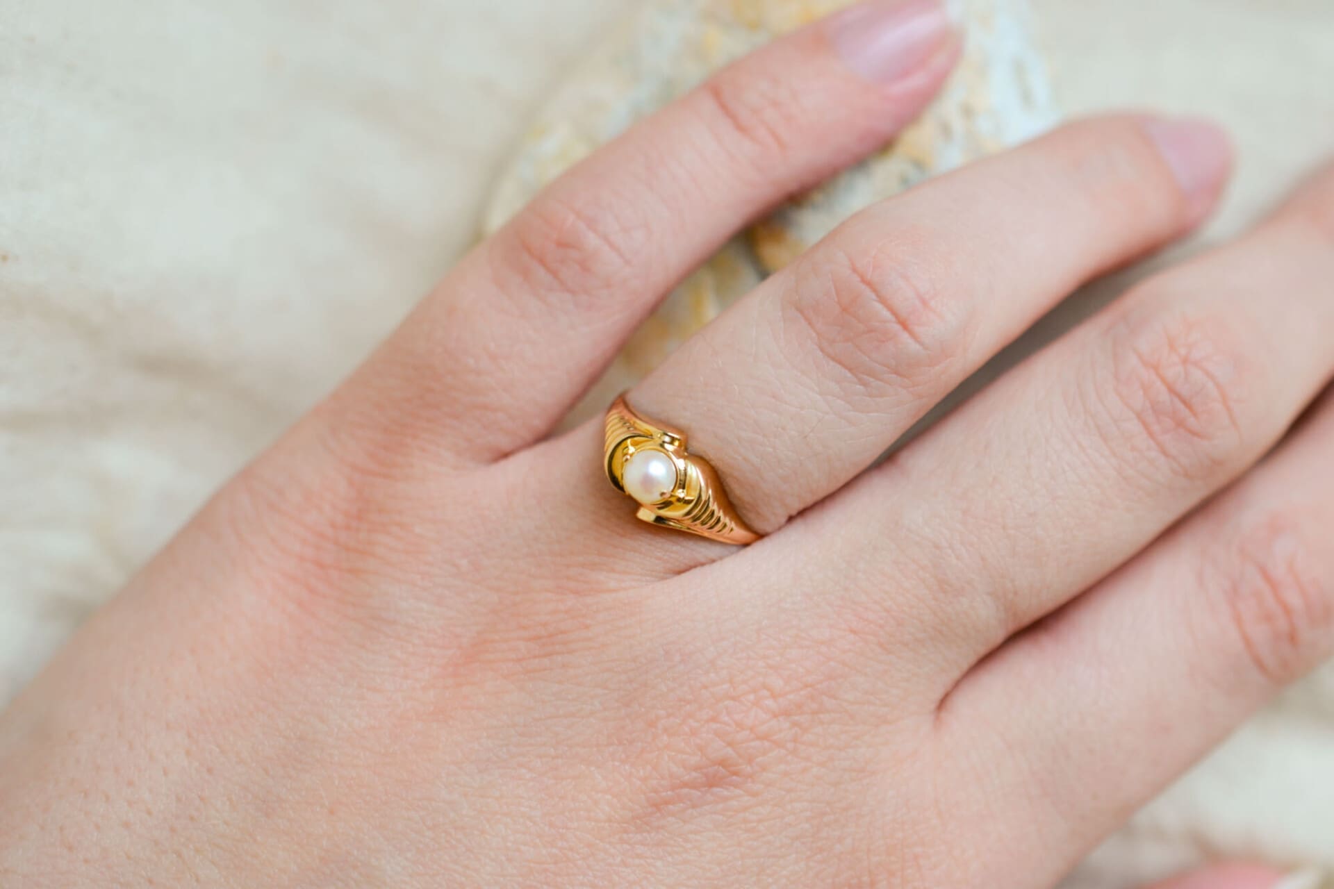Bague Perle volute
