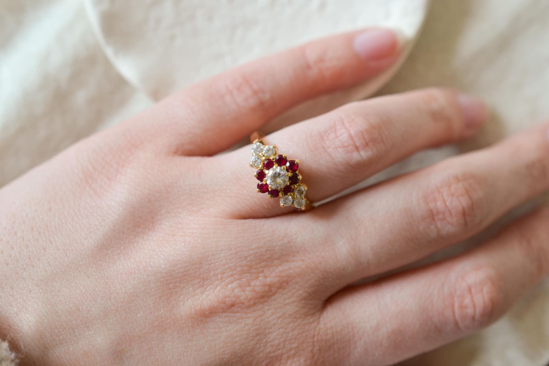 Bague Marguerite Rubis de synthèse Oxydes