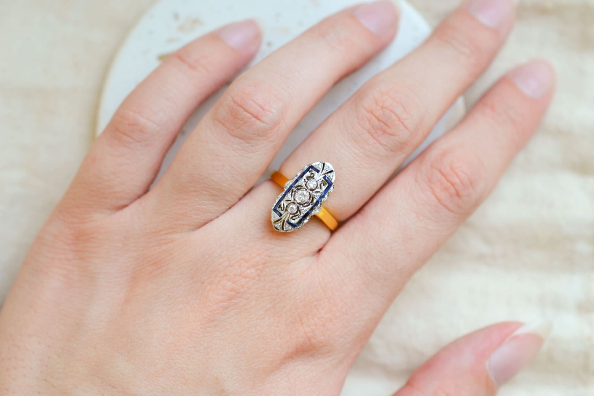 Bague Navette Saphirs et Diamants 14K