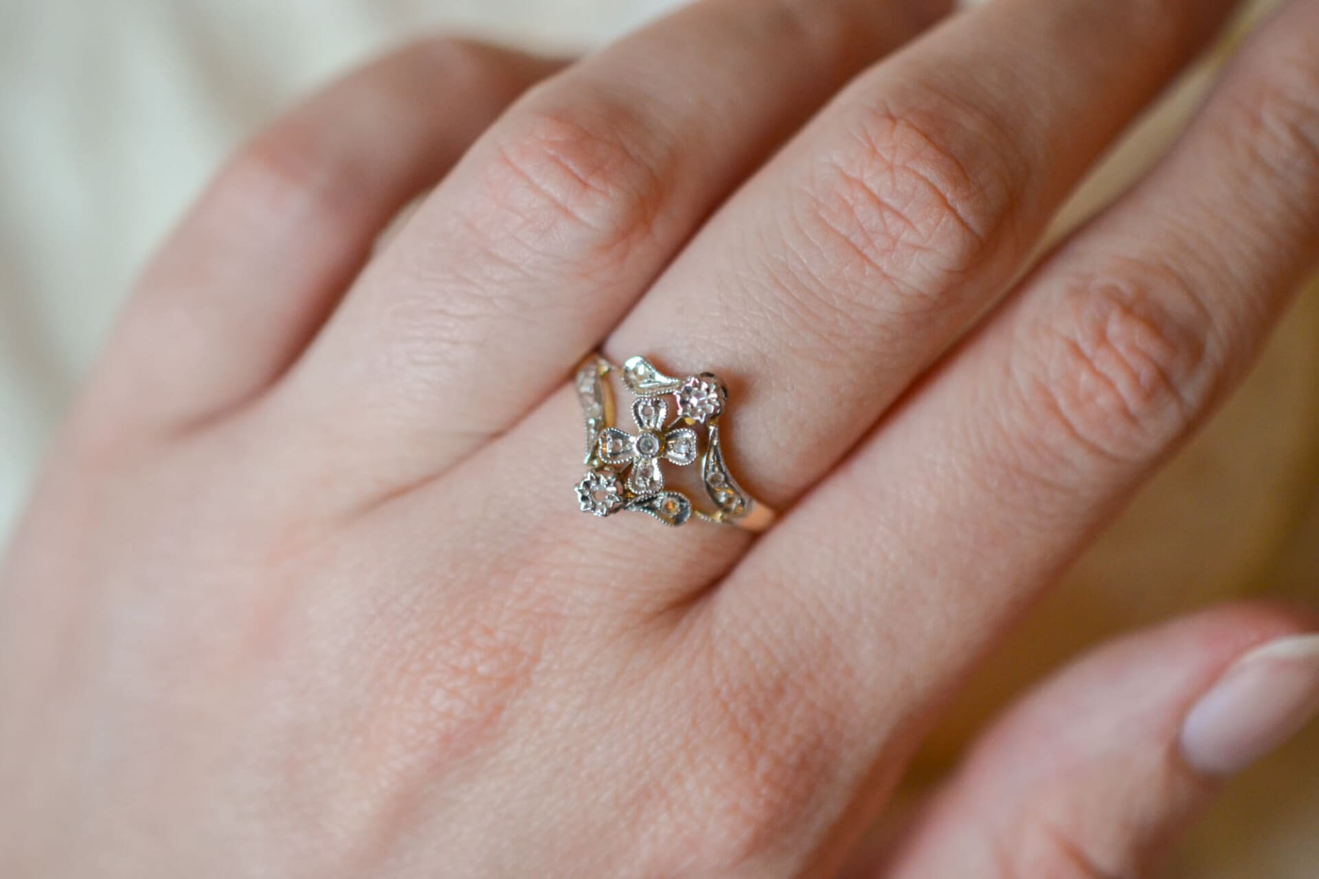 Bague Art Nouveau 2 Ors trilogie Diamants