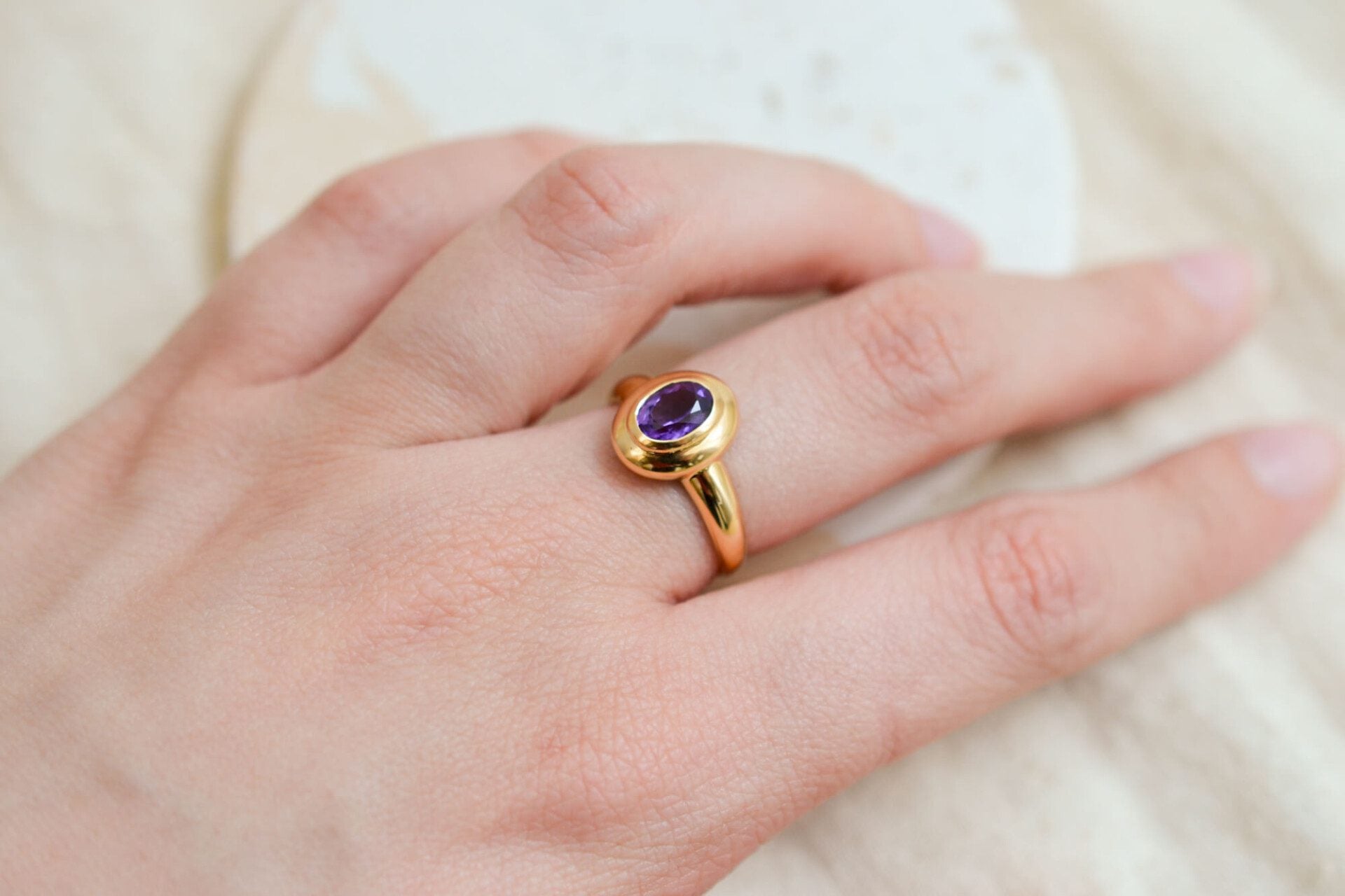 Bague Améthyste sertie clos