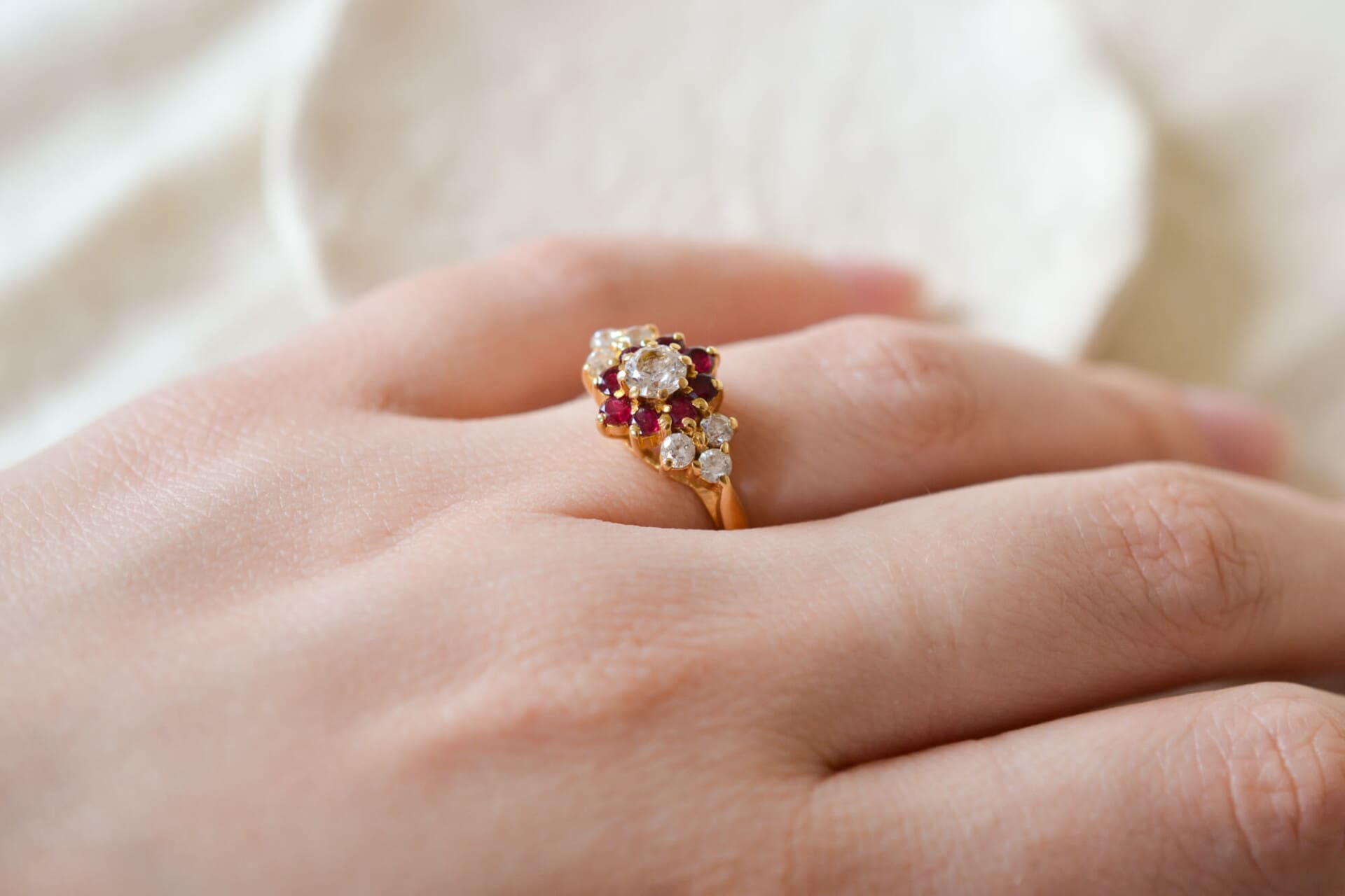 Bague Marguerite Rubis de synthèse Oxydes