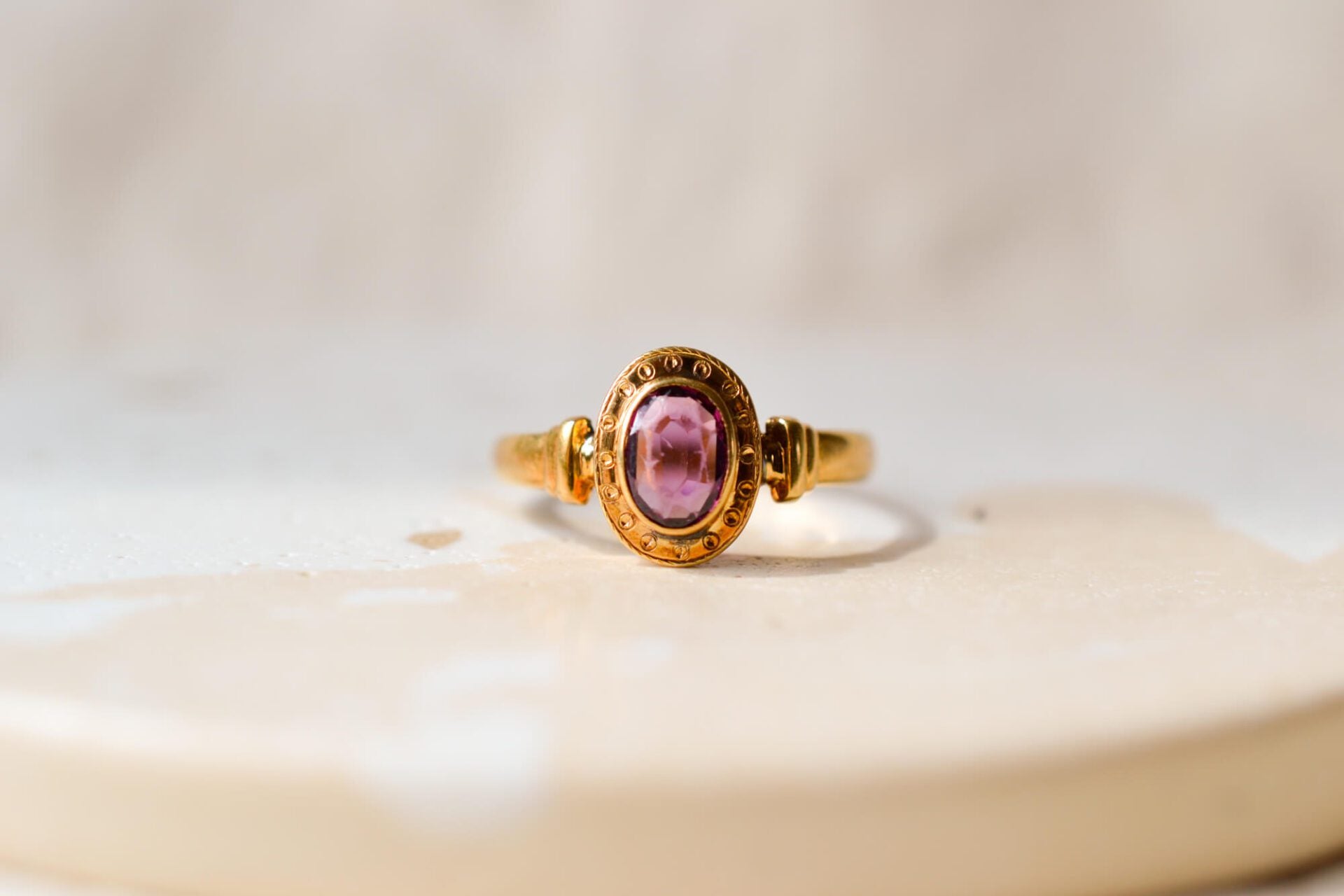 Bague Grenat Almandin sertie clos