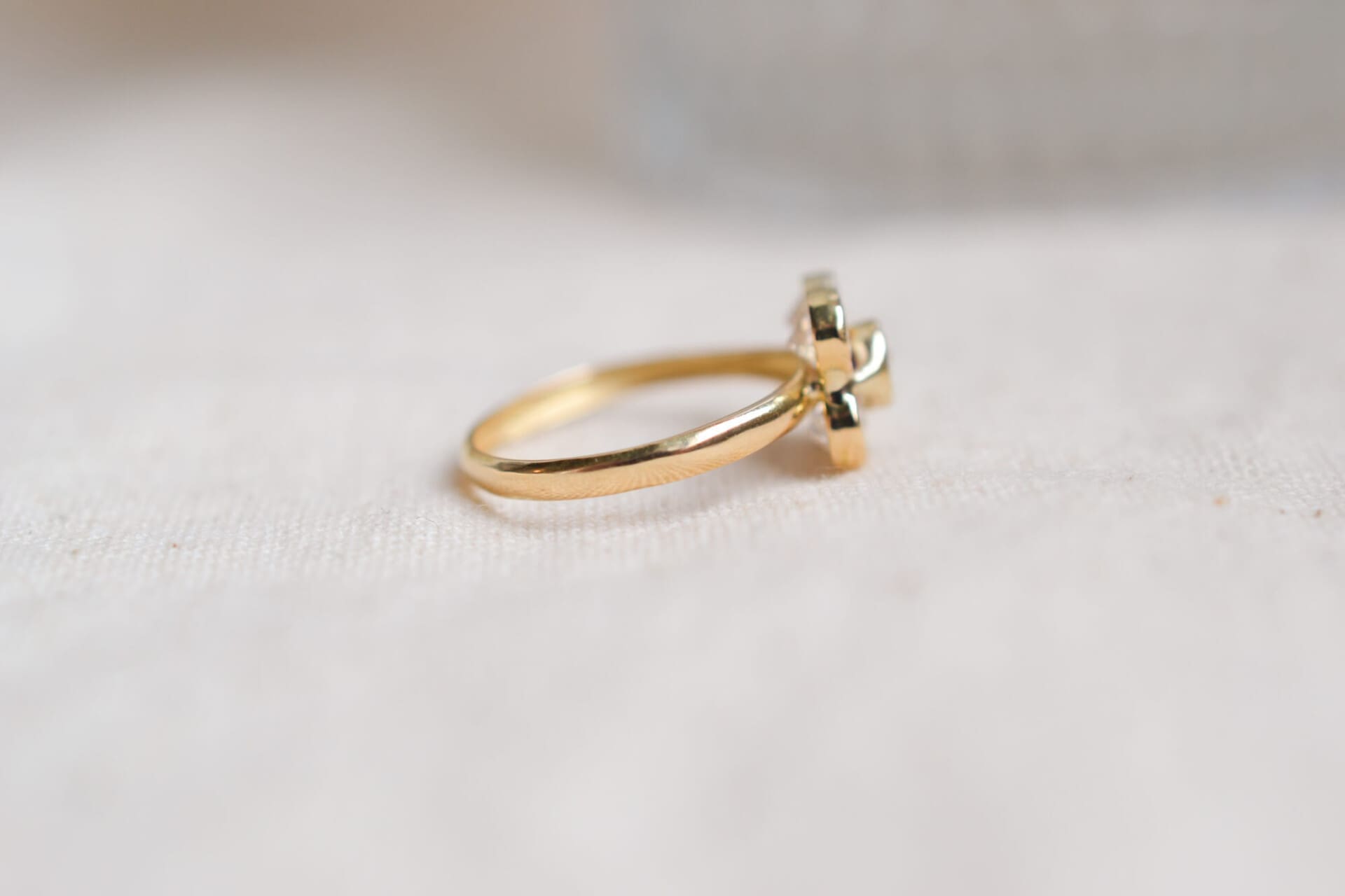 Bague fleur Oxyde violet