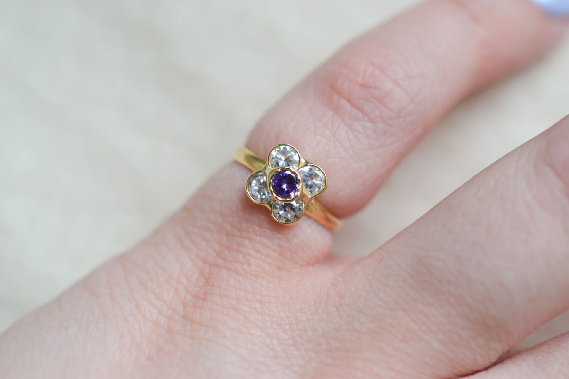 Bague fleur Oxyde violet