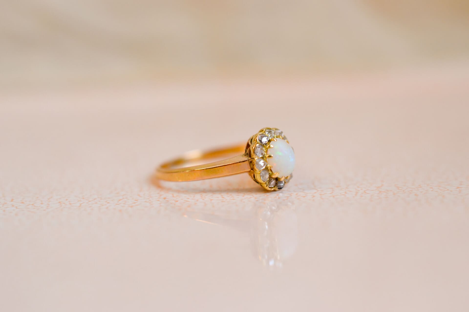 Bague fleur Opale et Diamants