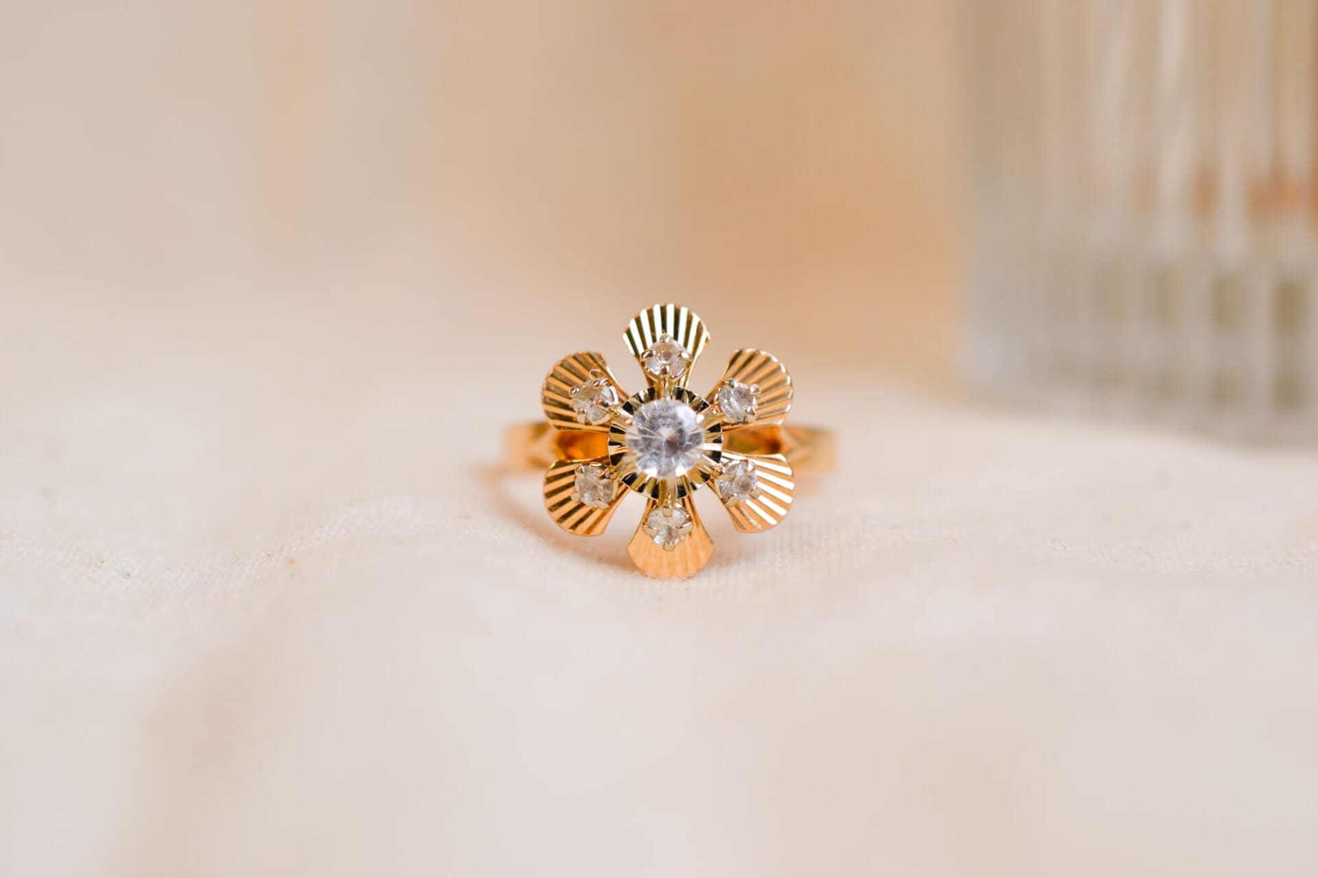 Bague fleur Oxydes pétales striés