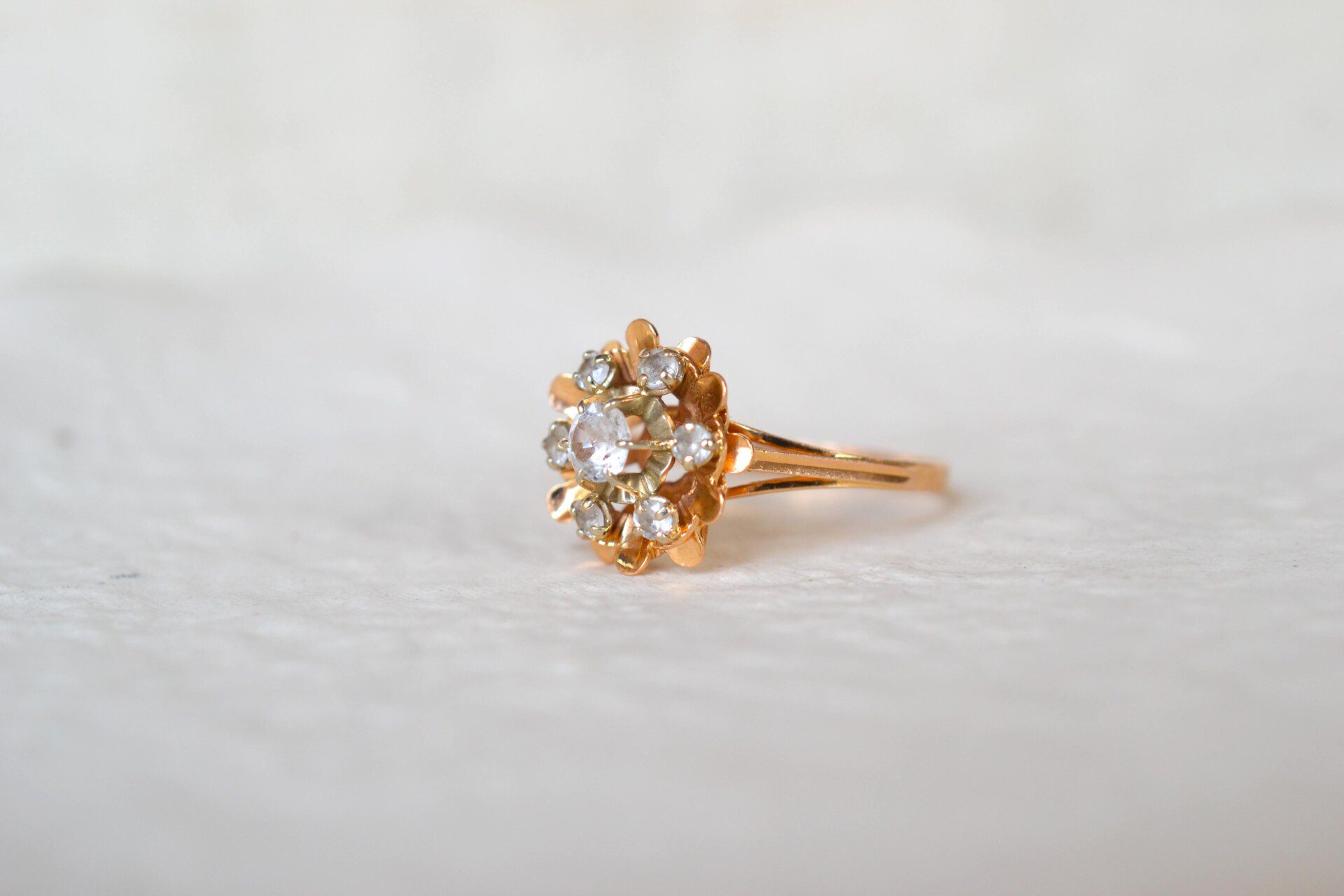 Bague fleur Art Déco Oxydes