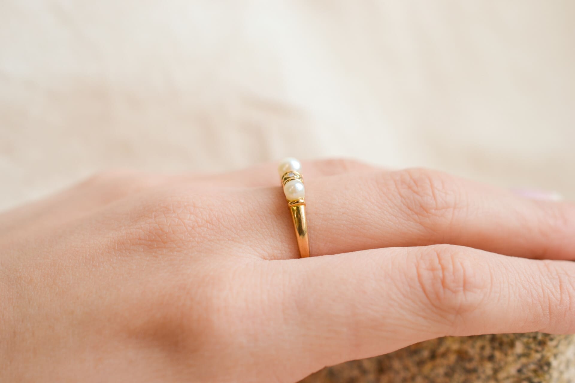Bague godronnée Perles et Diamants
