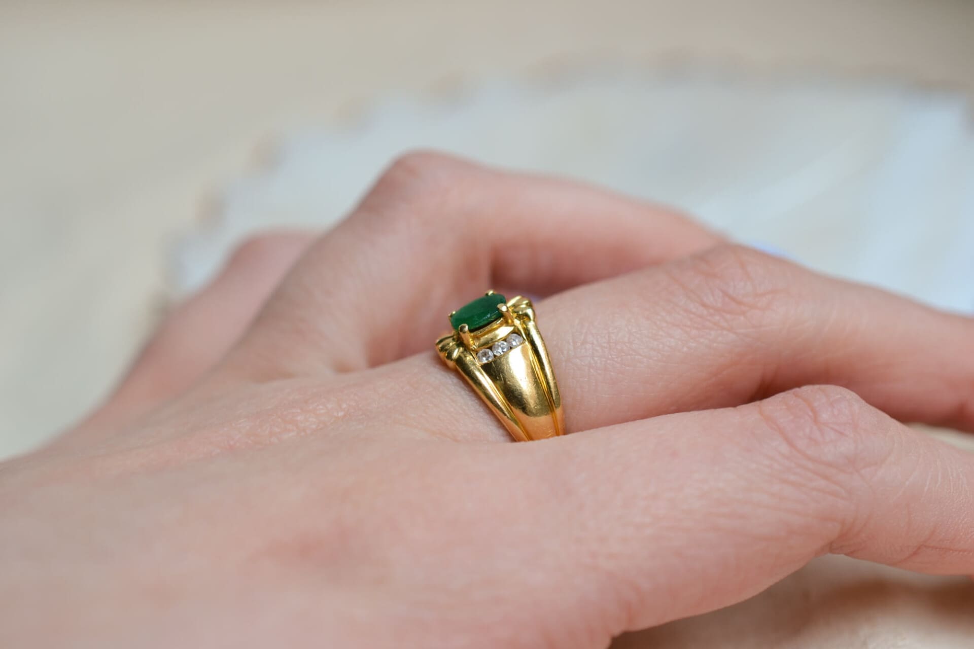 Bague jonc "diadème" Émeraude et Diamants