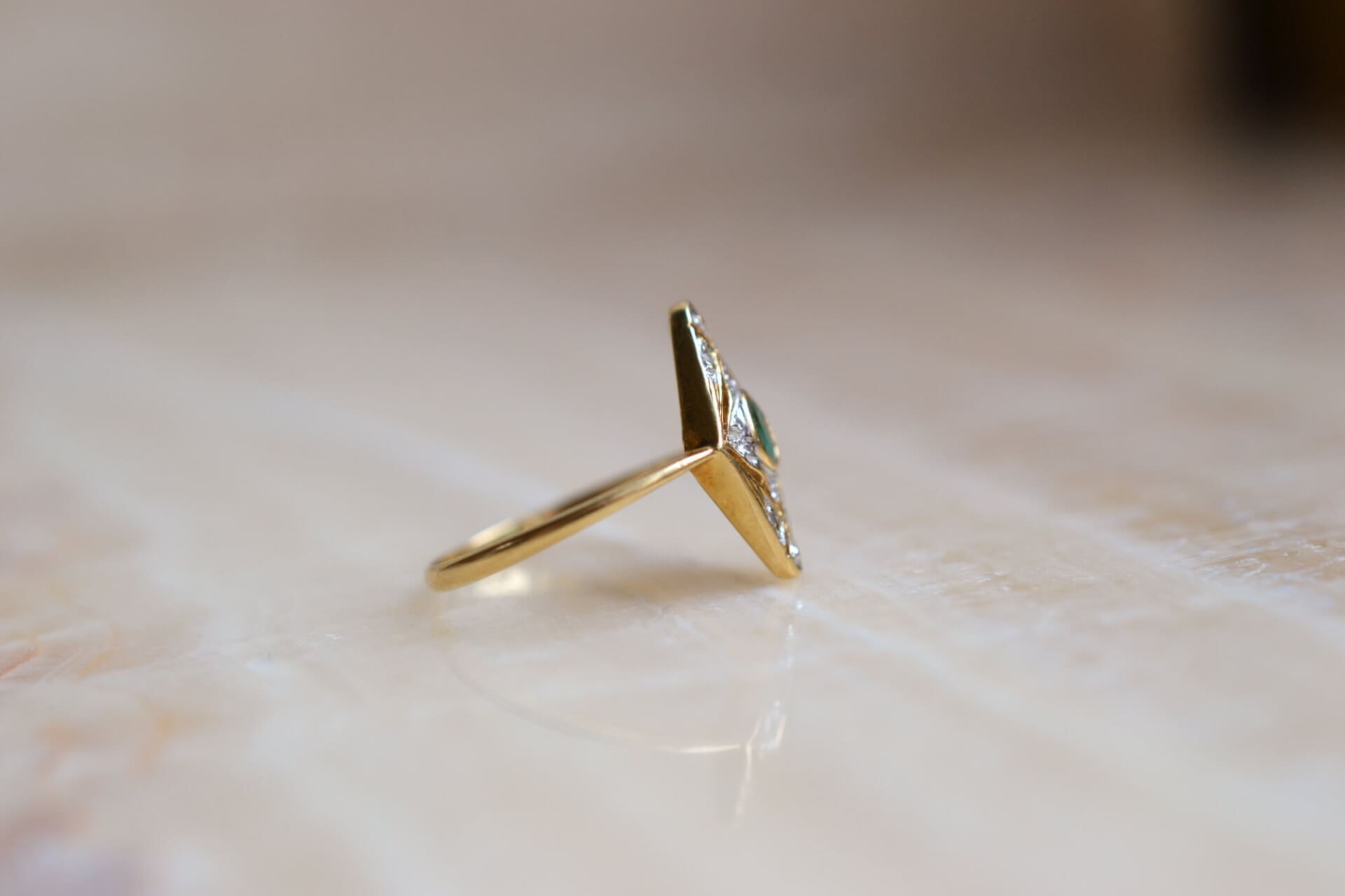 Bague losange Émeraude & Diamants