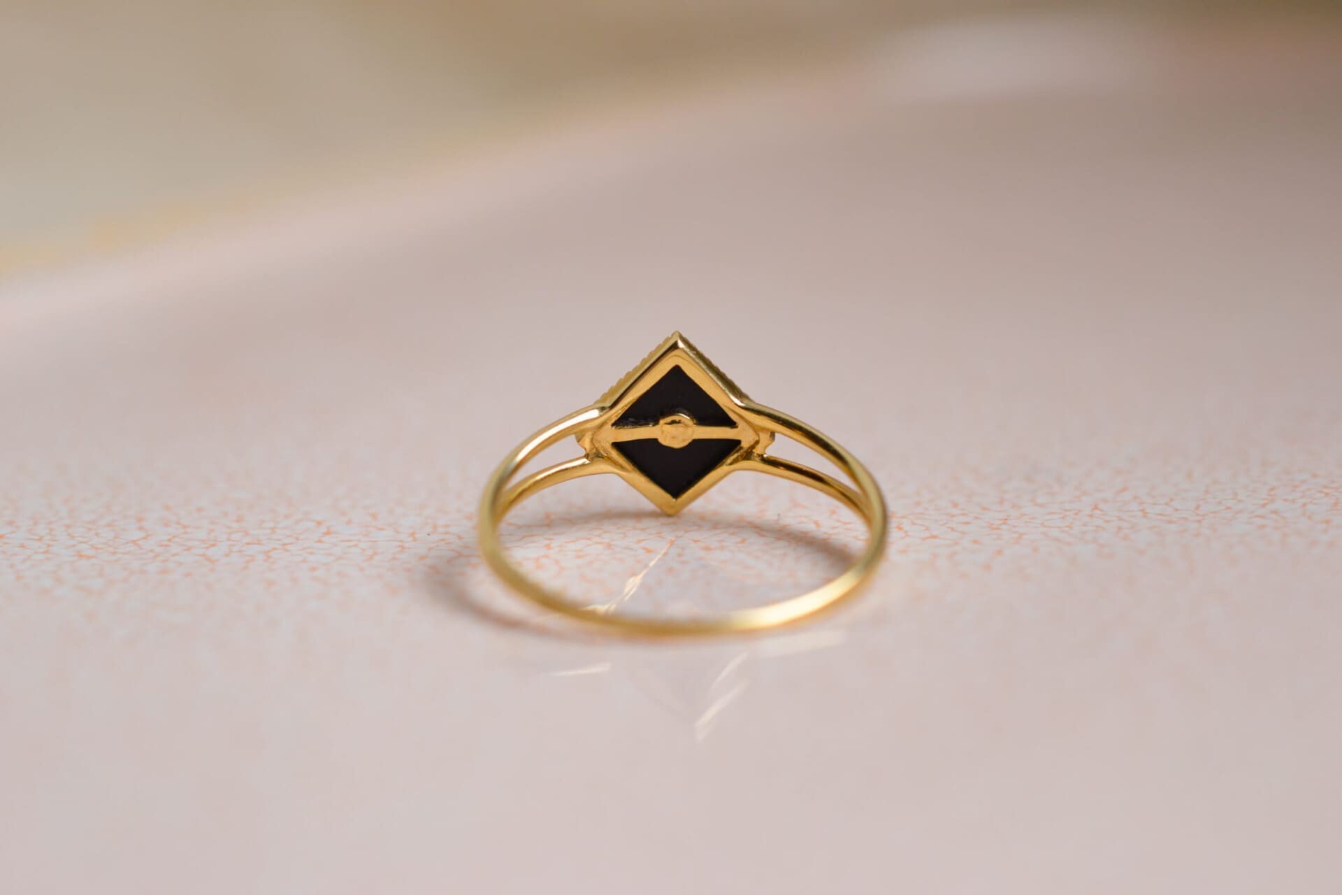 Bague losange Onyx et Oxyde