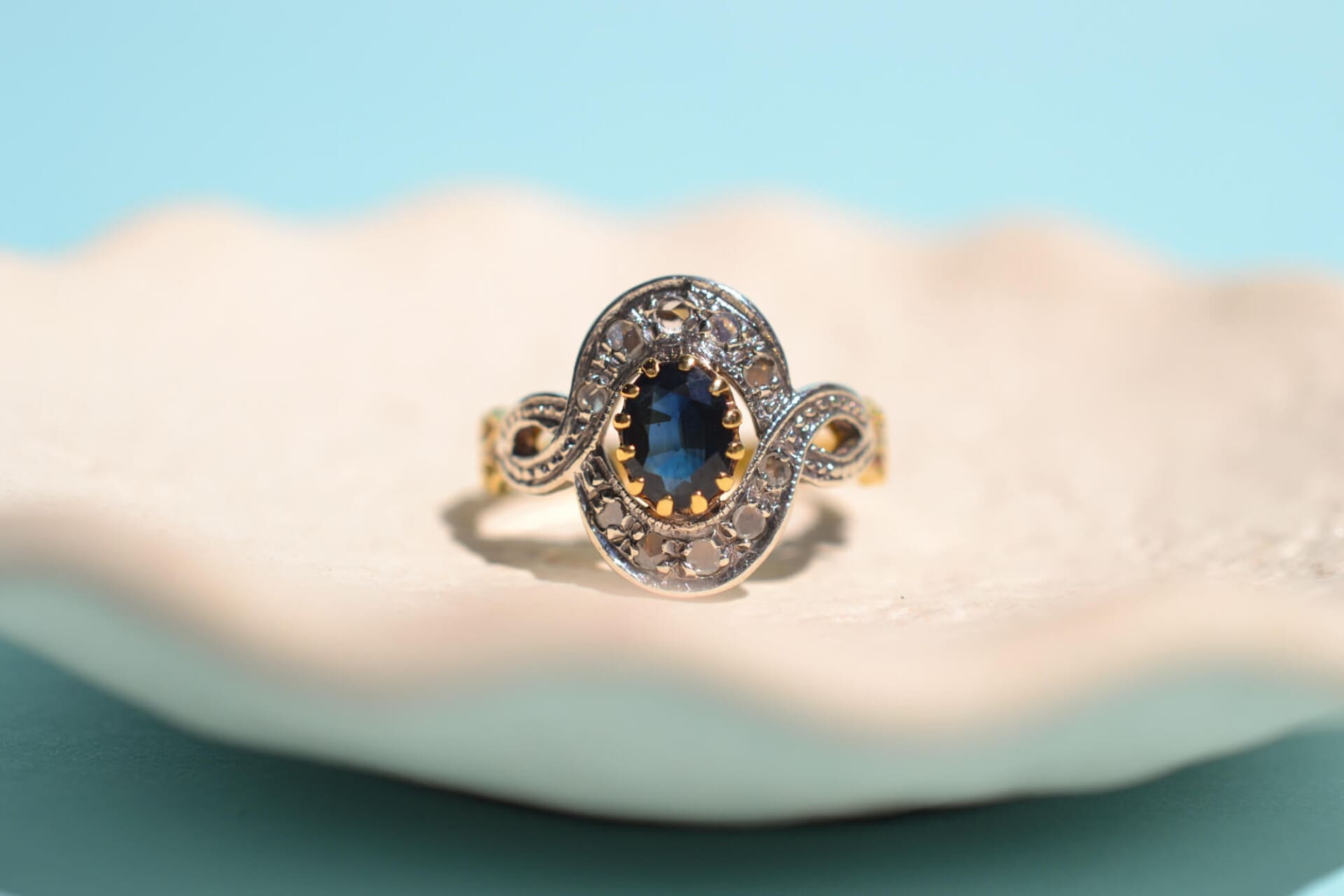 Bague ovale 2 Ors Saphir et Diamants