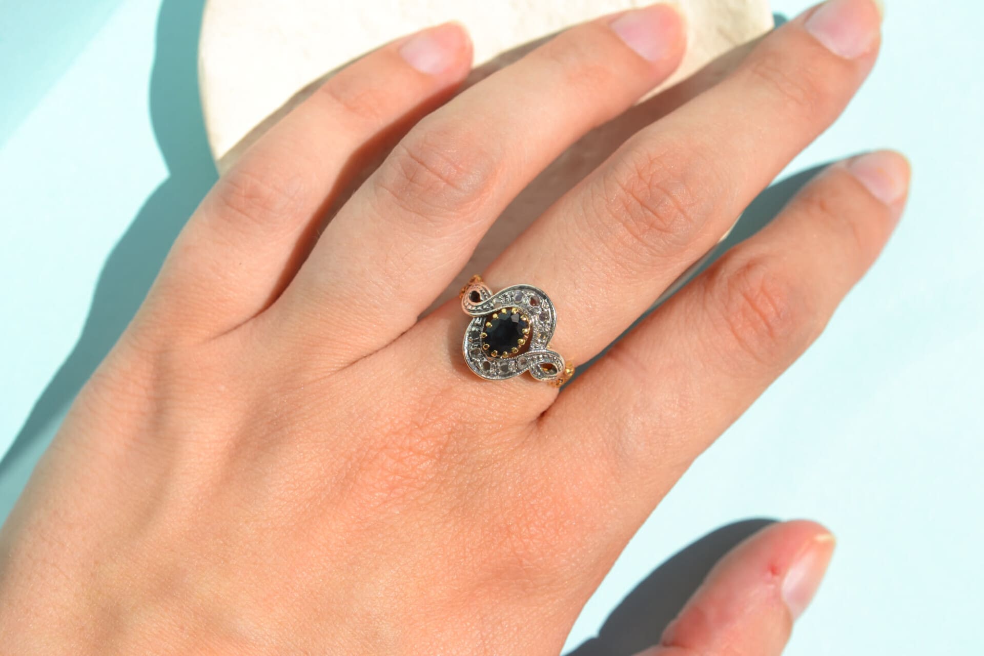 Bague ovale 2 Ors Saphir et Diamants