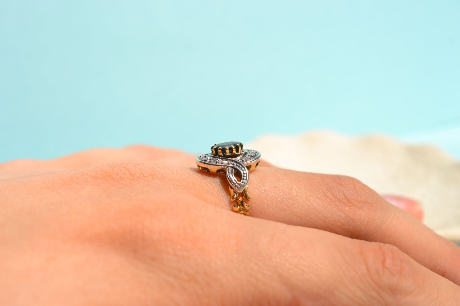 Bague ovale 2 Ors Saphir et Diamants