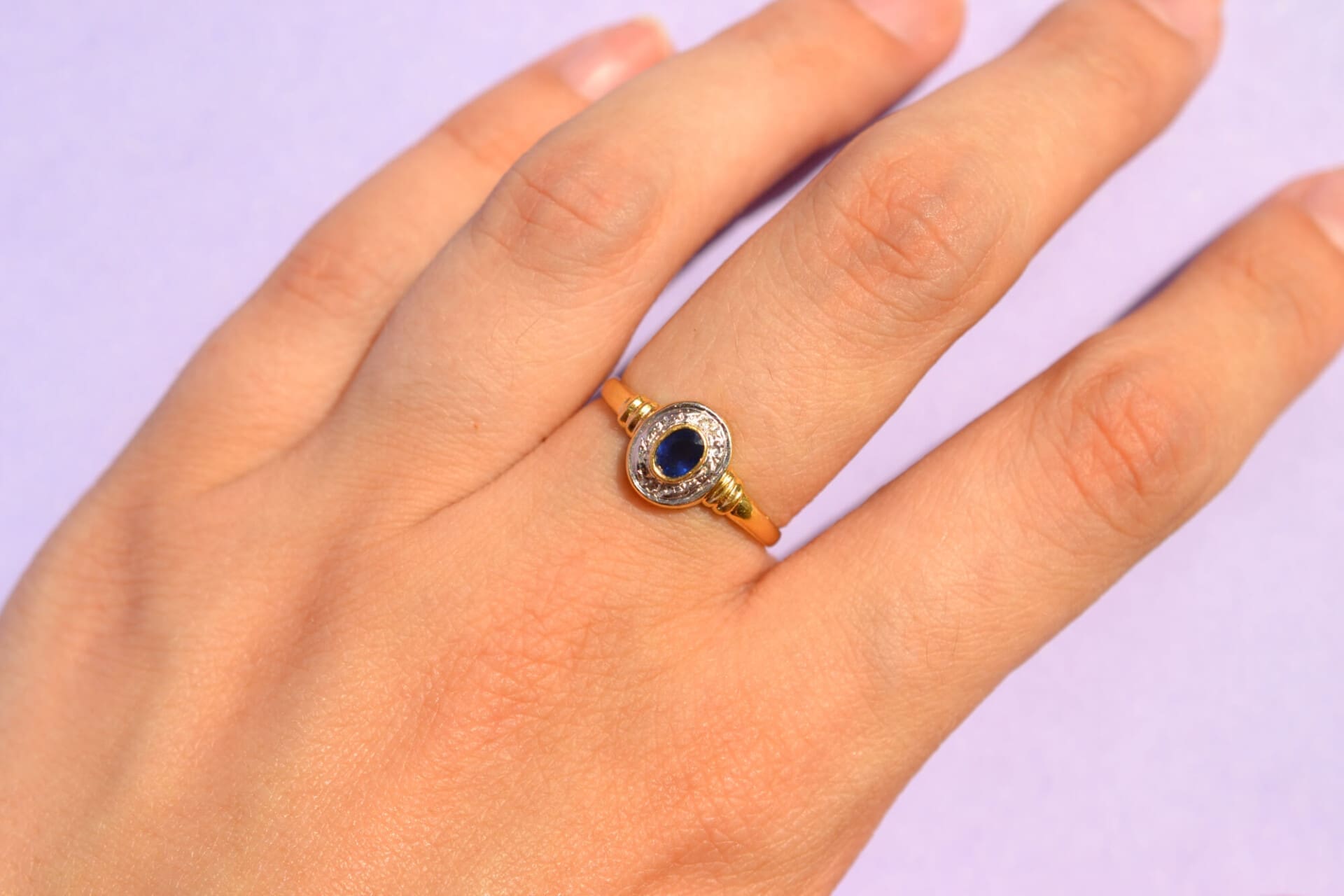 Bague ovale Saphir et Diamants