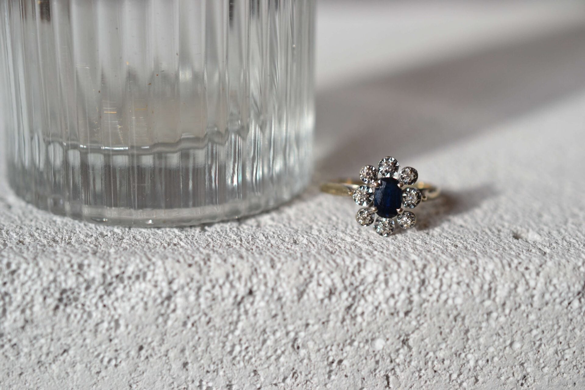 Bague Marguerite Or Blanc Saphir et Diamants