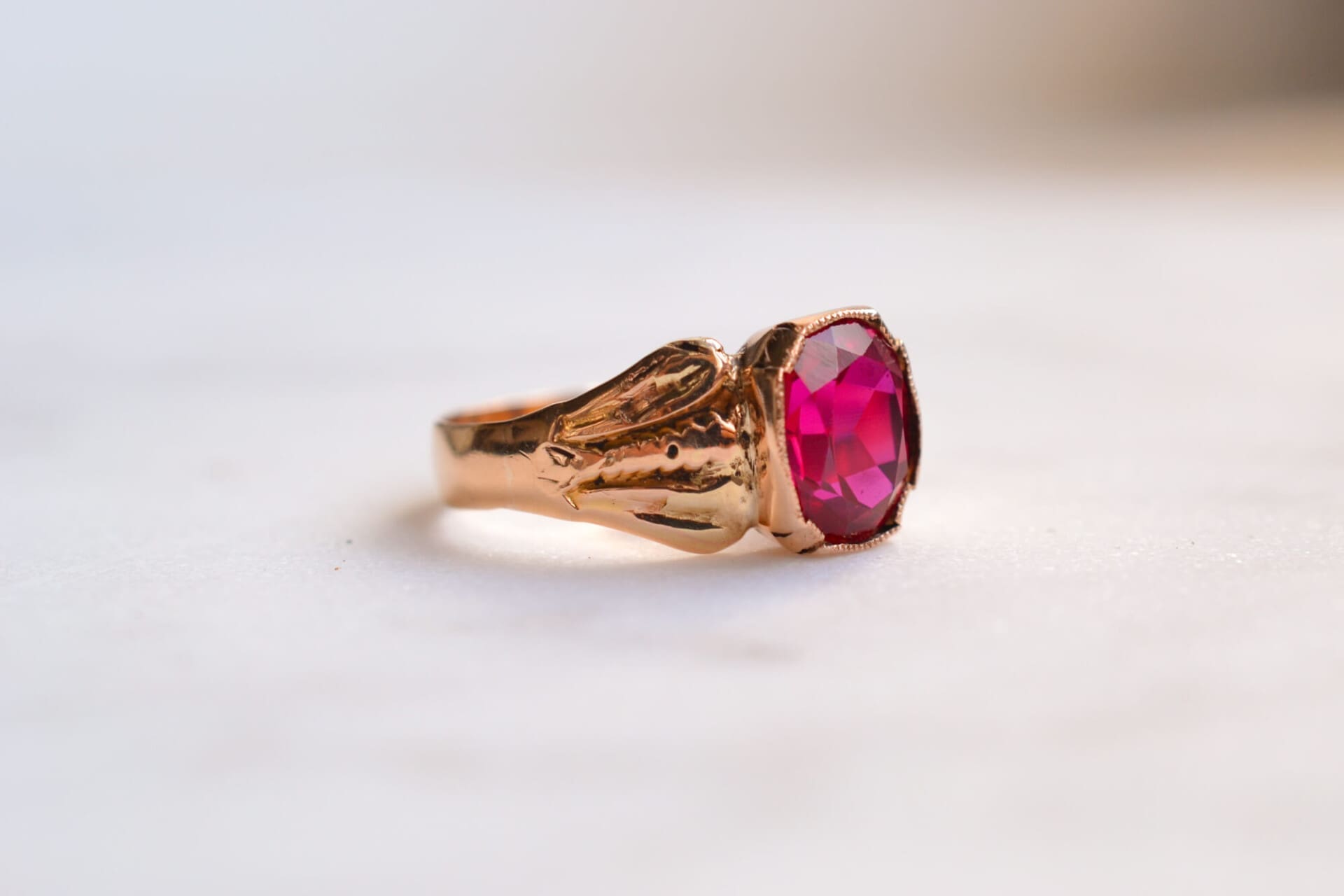 Bague style Art Déco Rubis synthétique